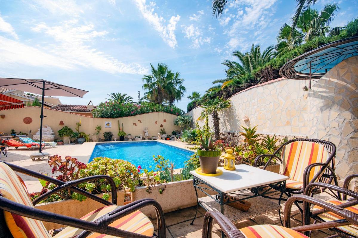Villa photo 3