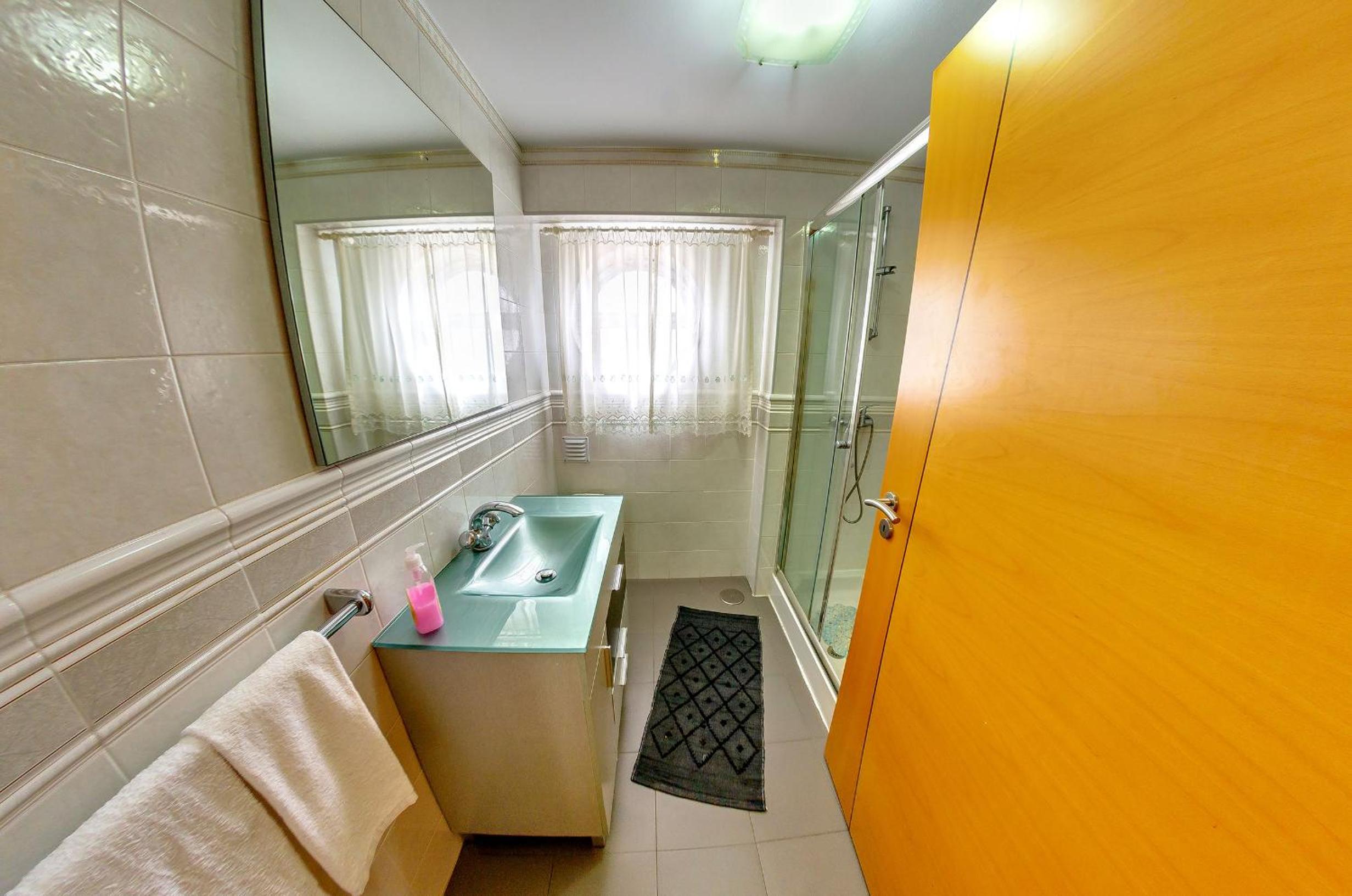 Apartment - Photo 5