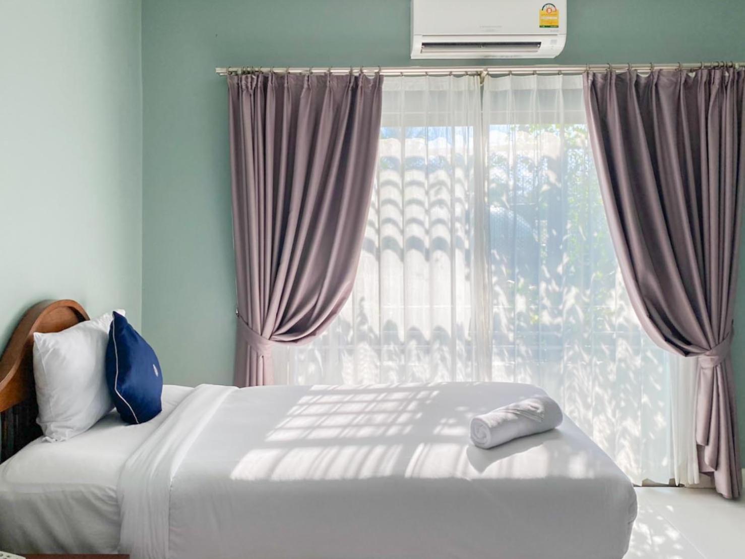 Standard Twin Room photo 2