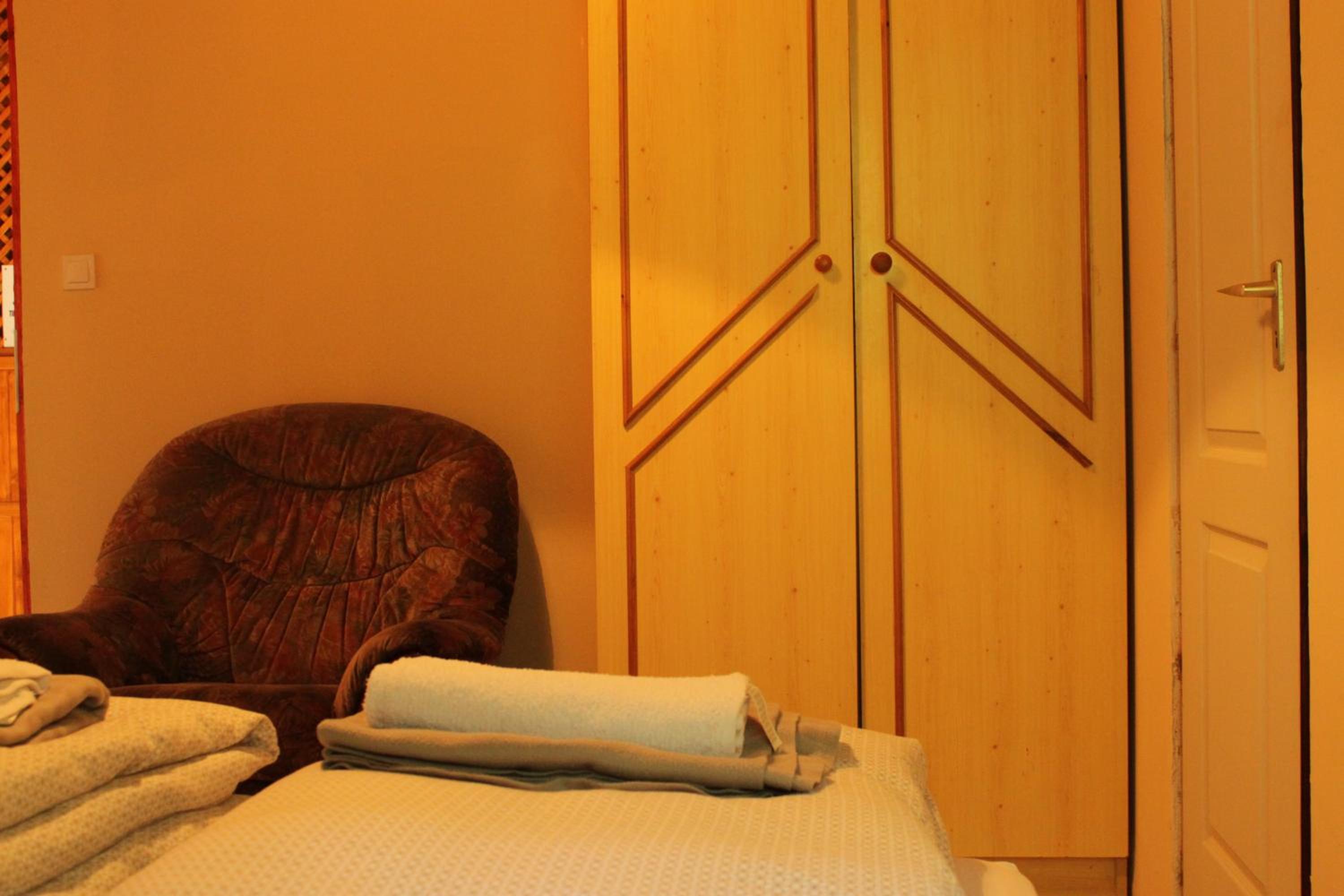 Double Room with Private Bathroom photo 1