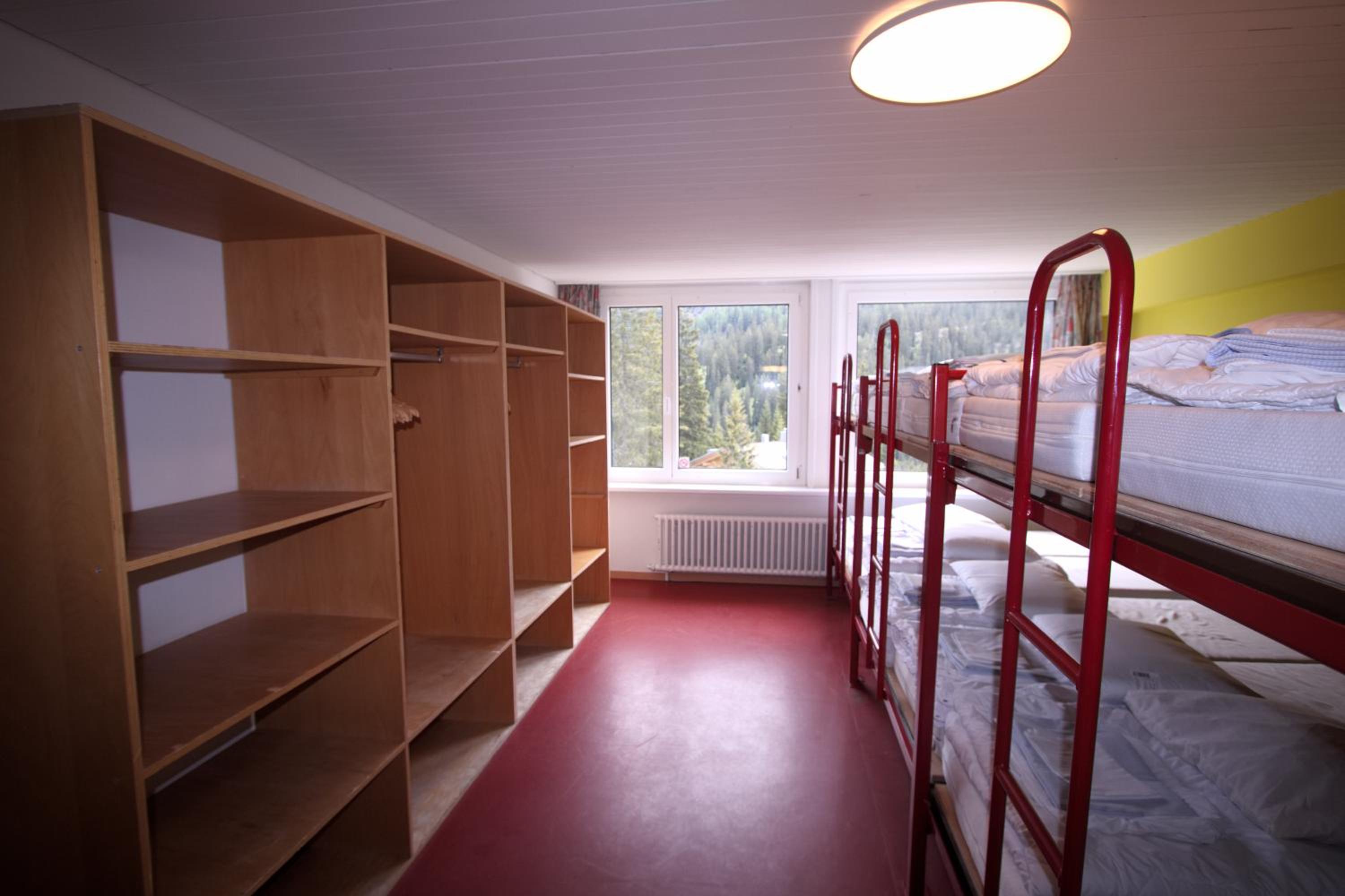 Mixed Dormitory Room photo 3