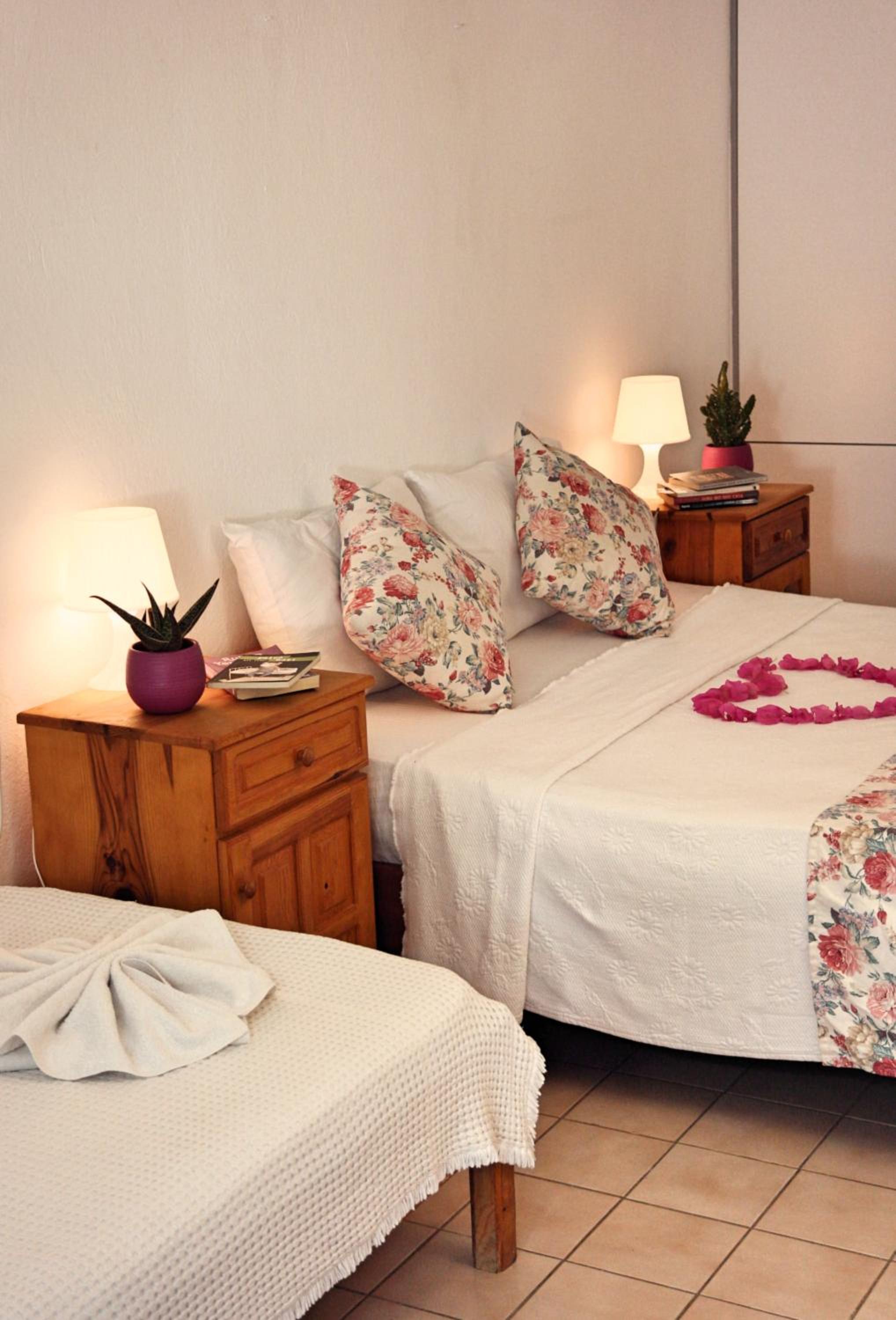 Budget Twin Room photo 2