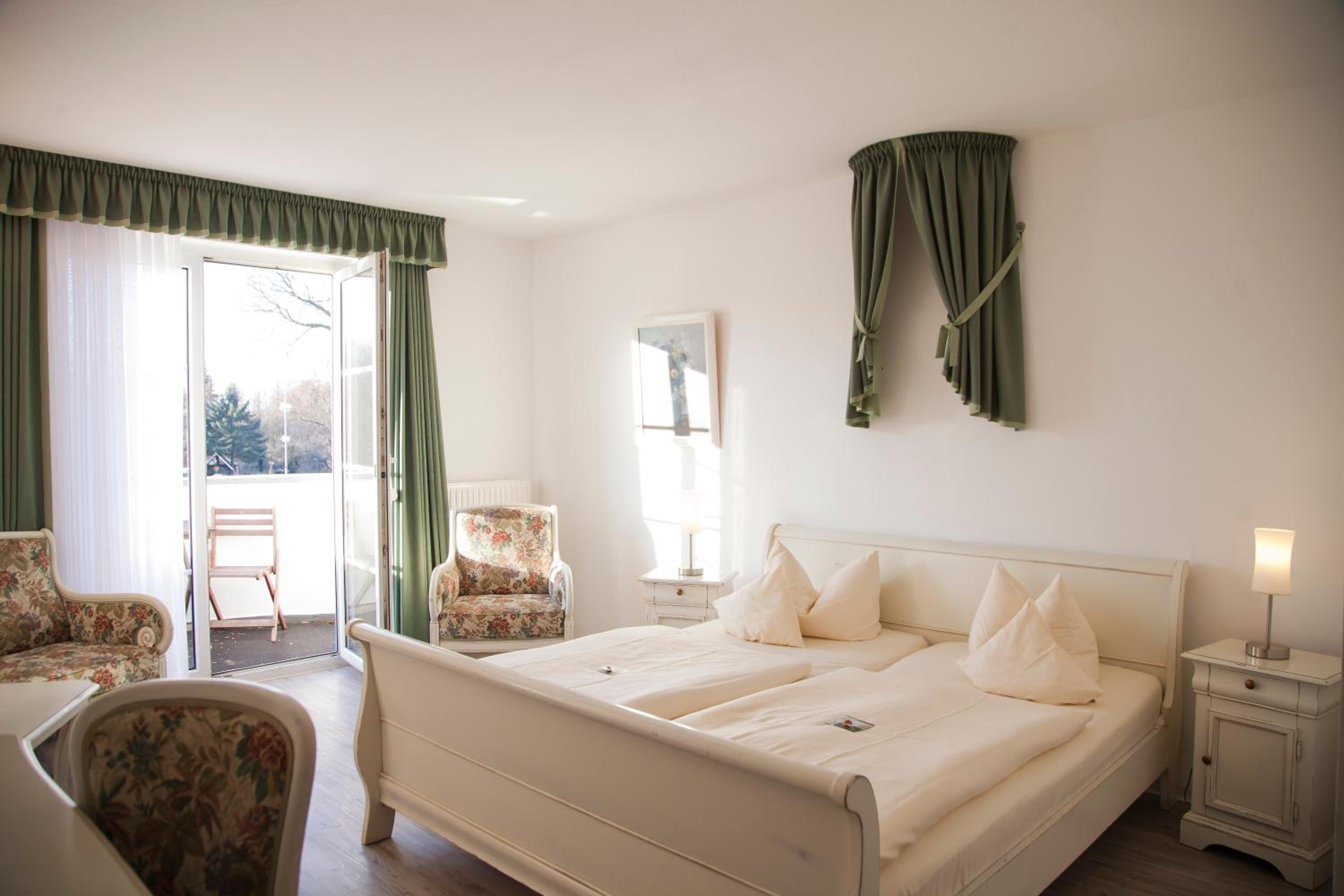 Classic Double Room