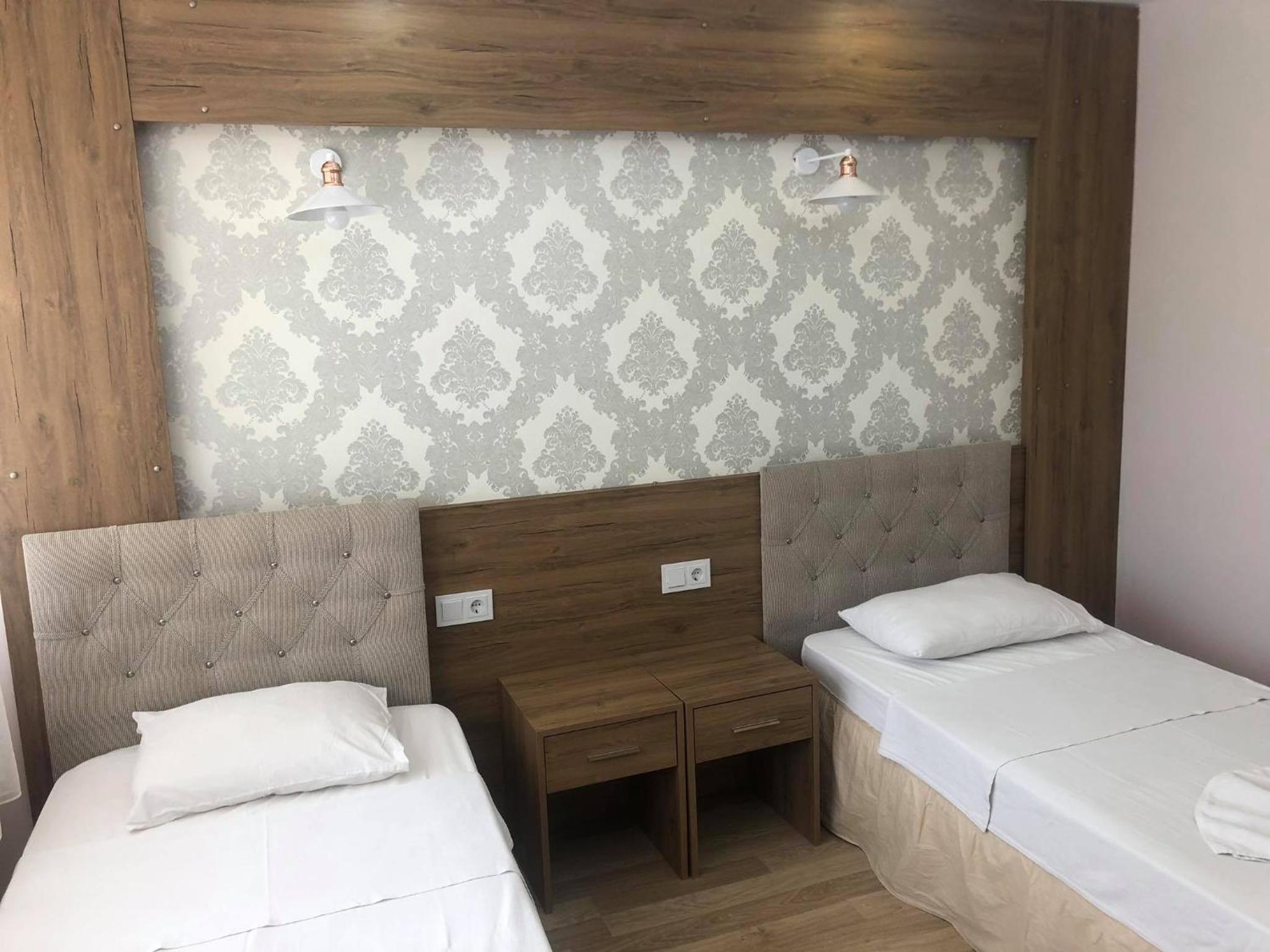 Standard Double or Twin Room photo 1
