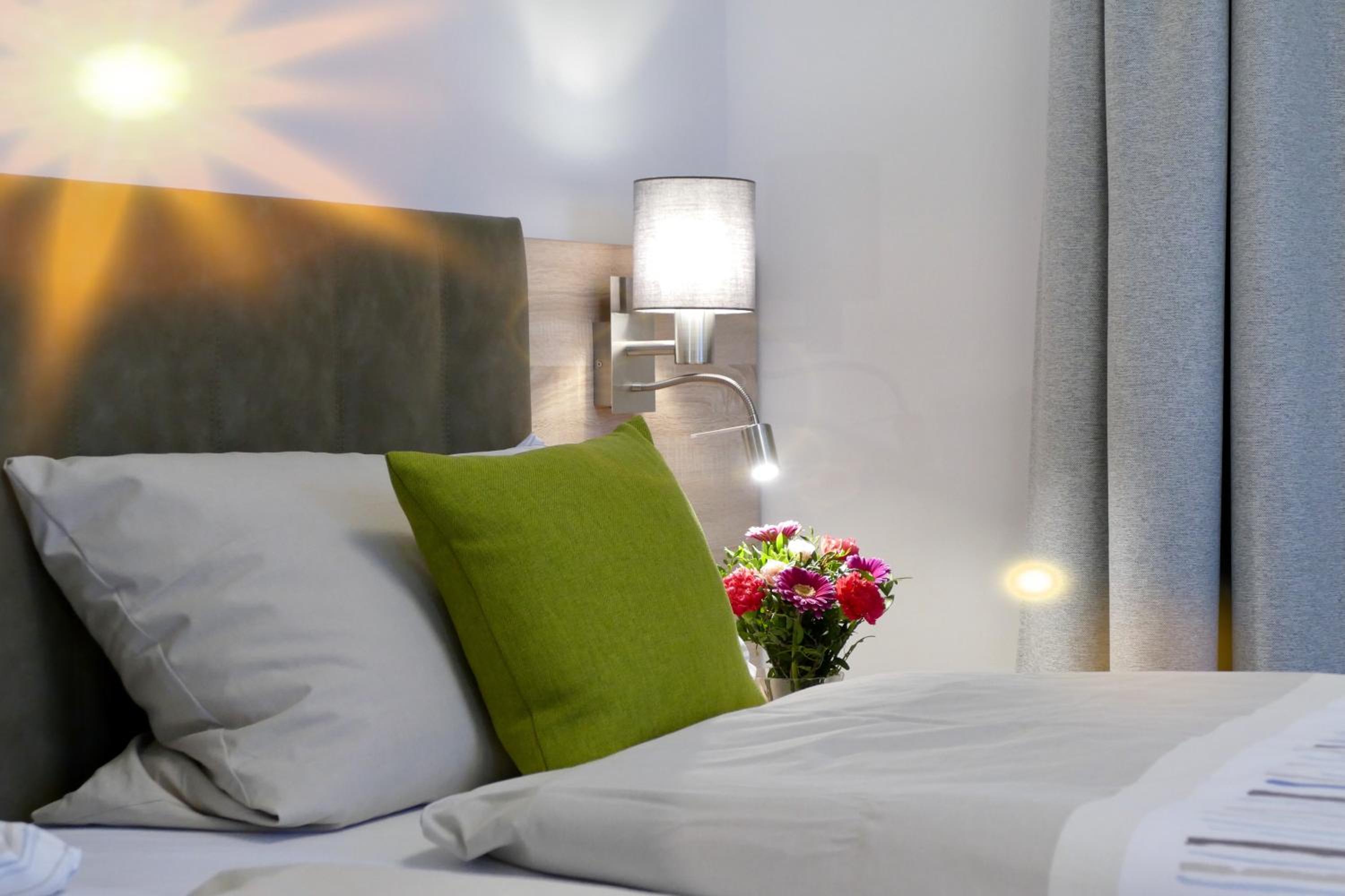 Standard Double Room - Photo 2