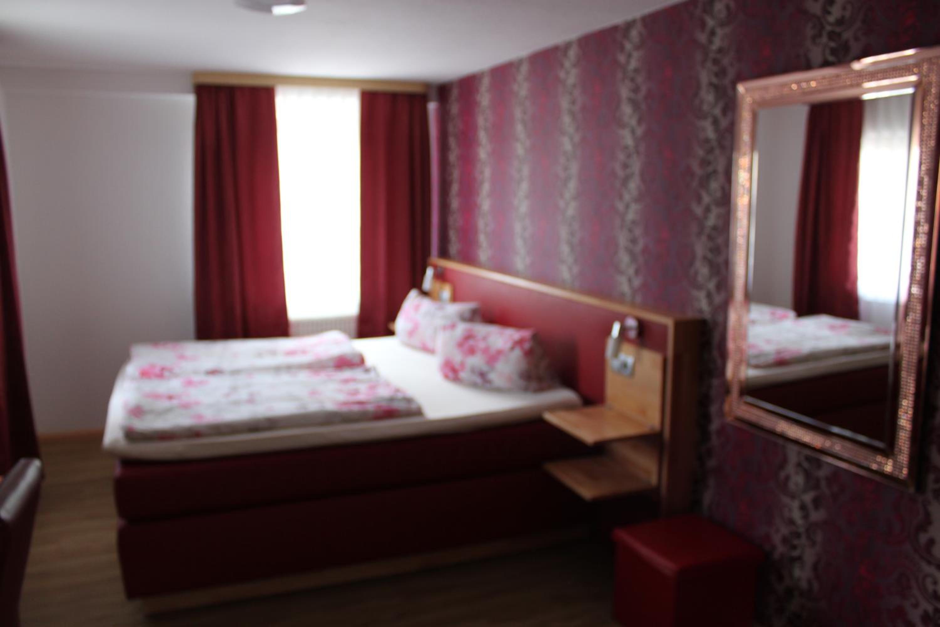 Double Room - Photo 1