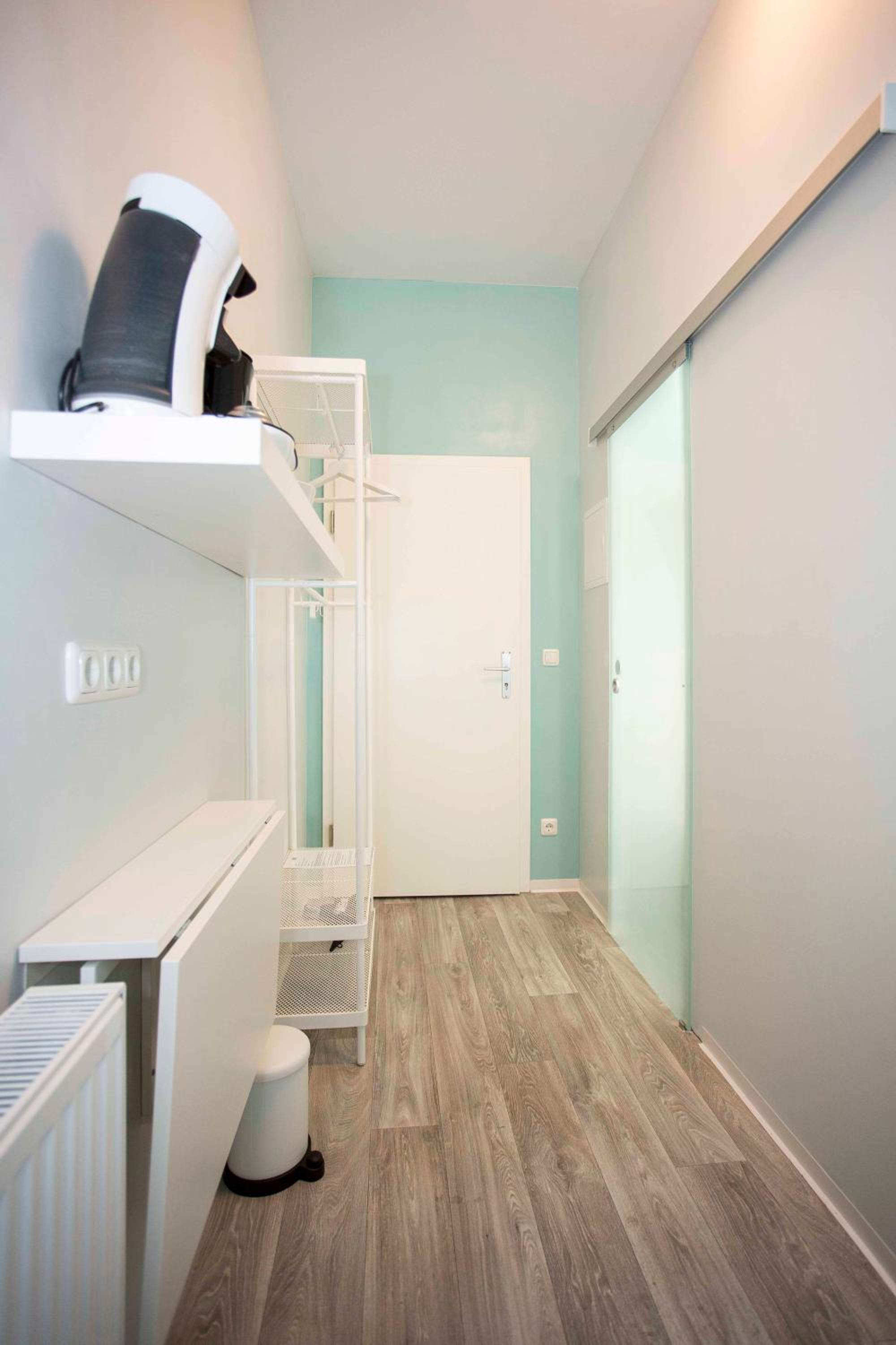 Single Room with Bathroom photo 3
