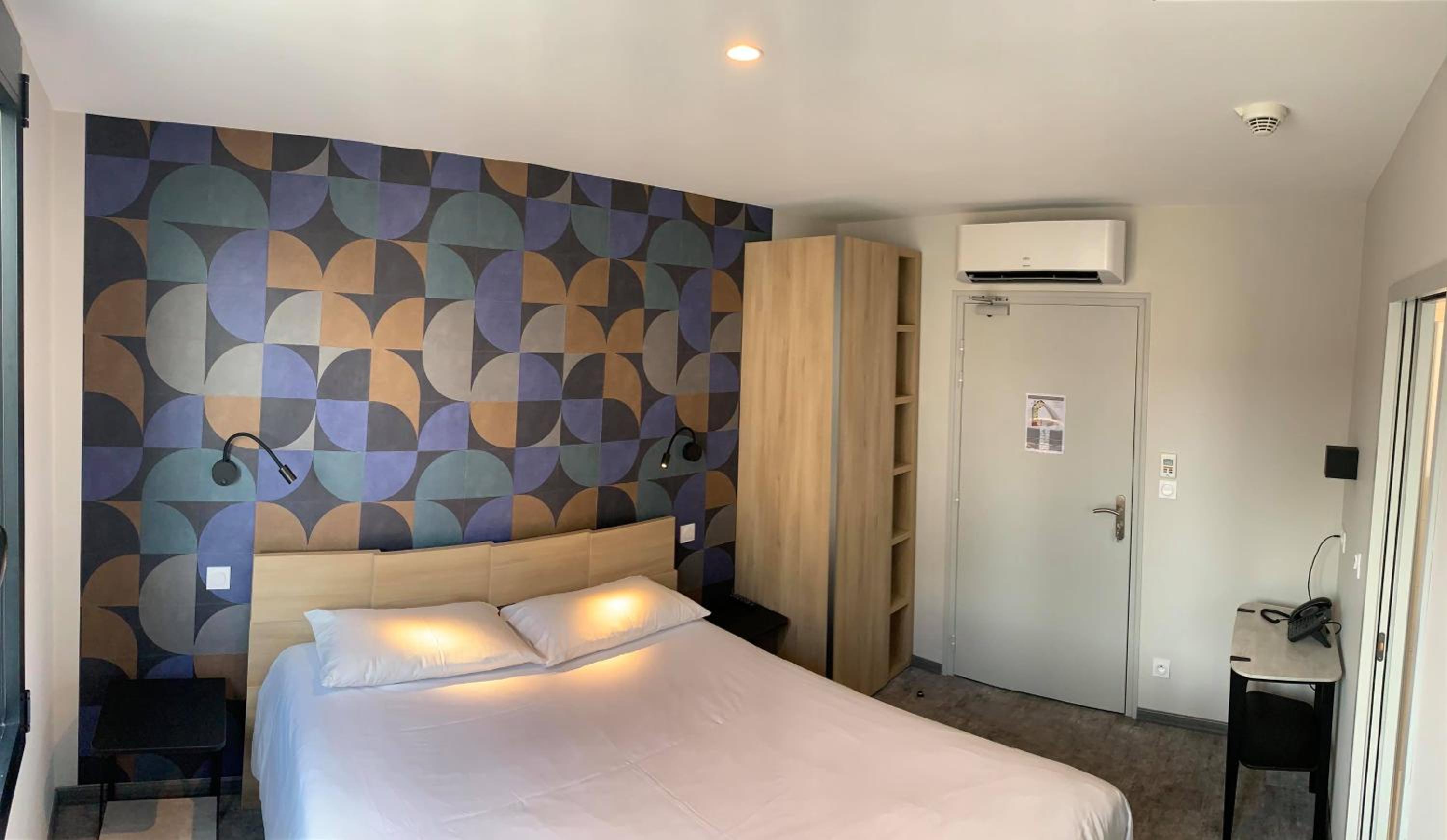 Double Room - Photo 2