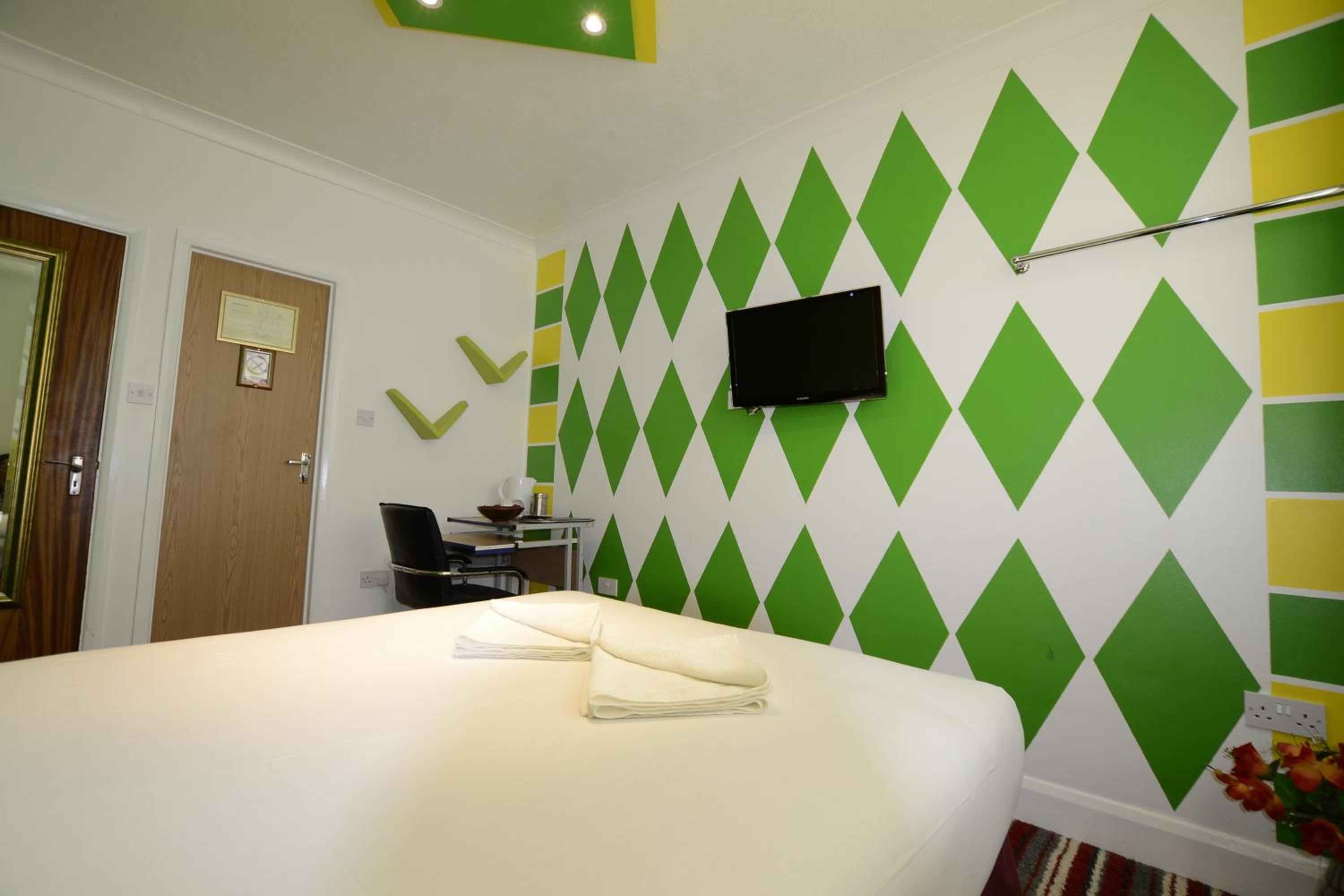Double Room - Photo 3