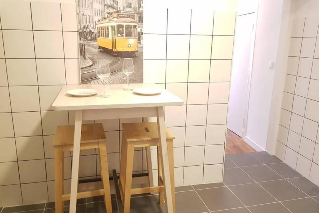 Two-Bedroom Apartment - Photo 3