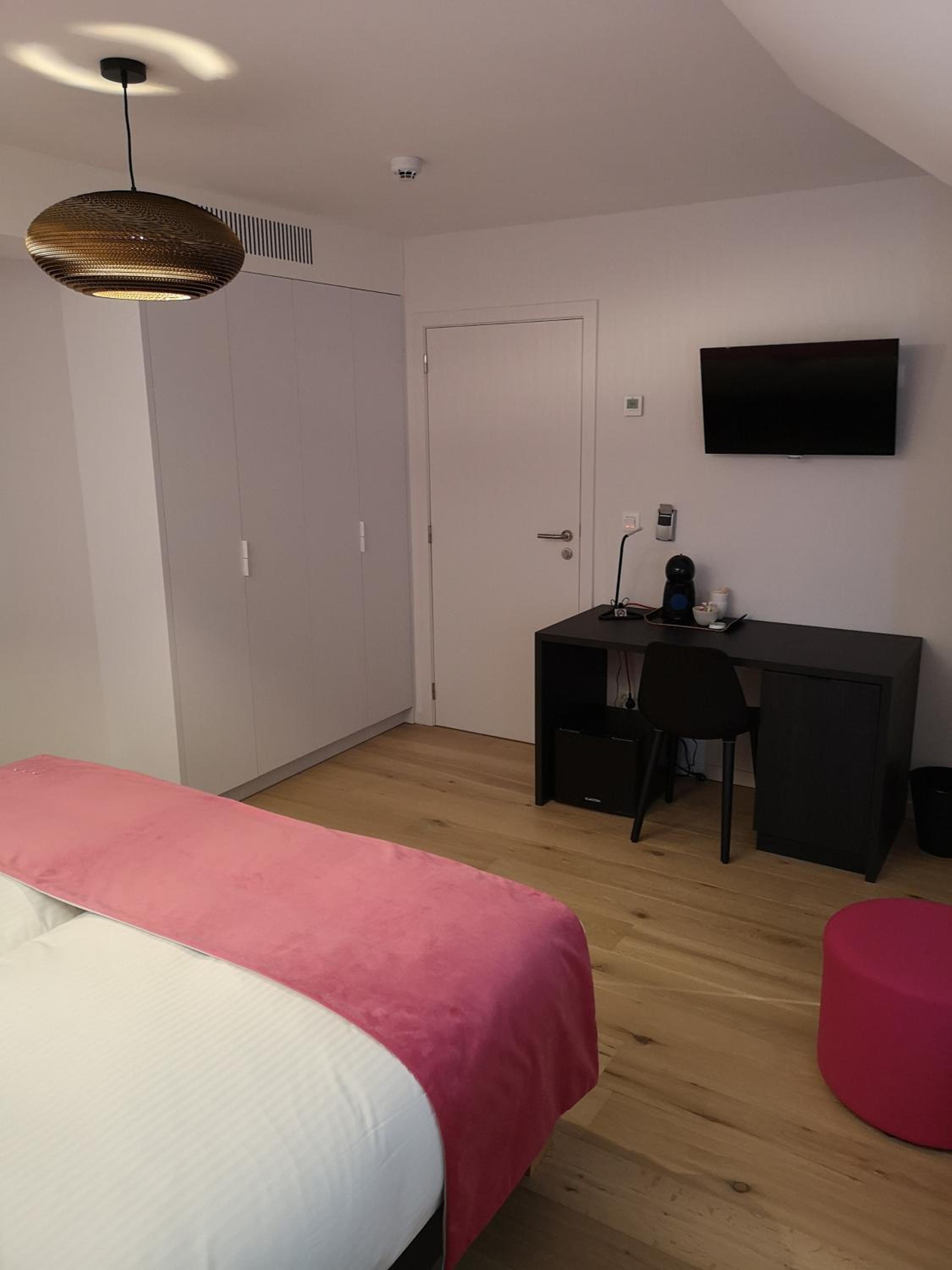 Deluxe Double Room with Shower photo 1