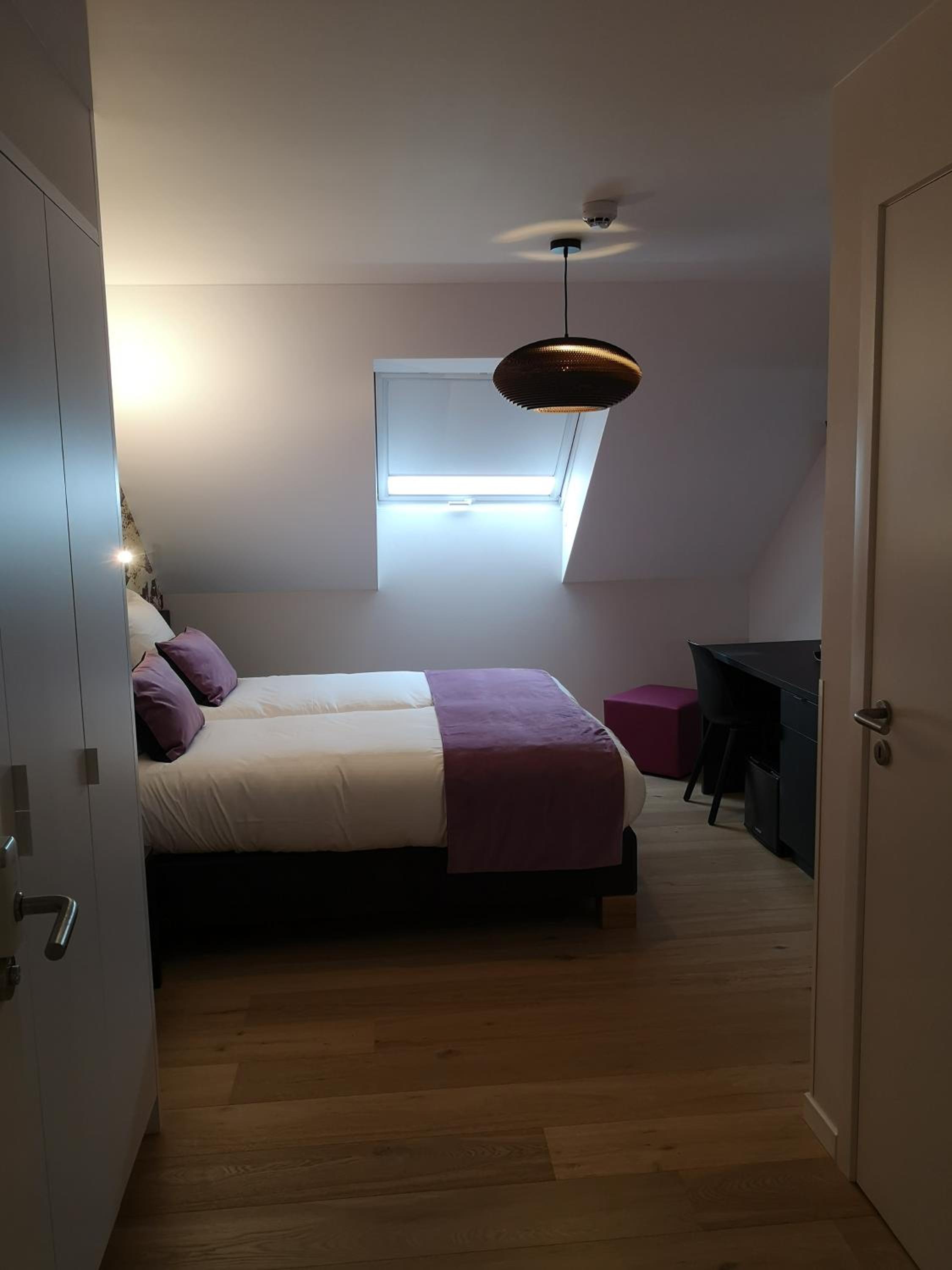Family Room with Private Bathroom photo 1