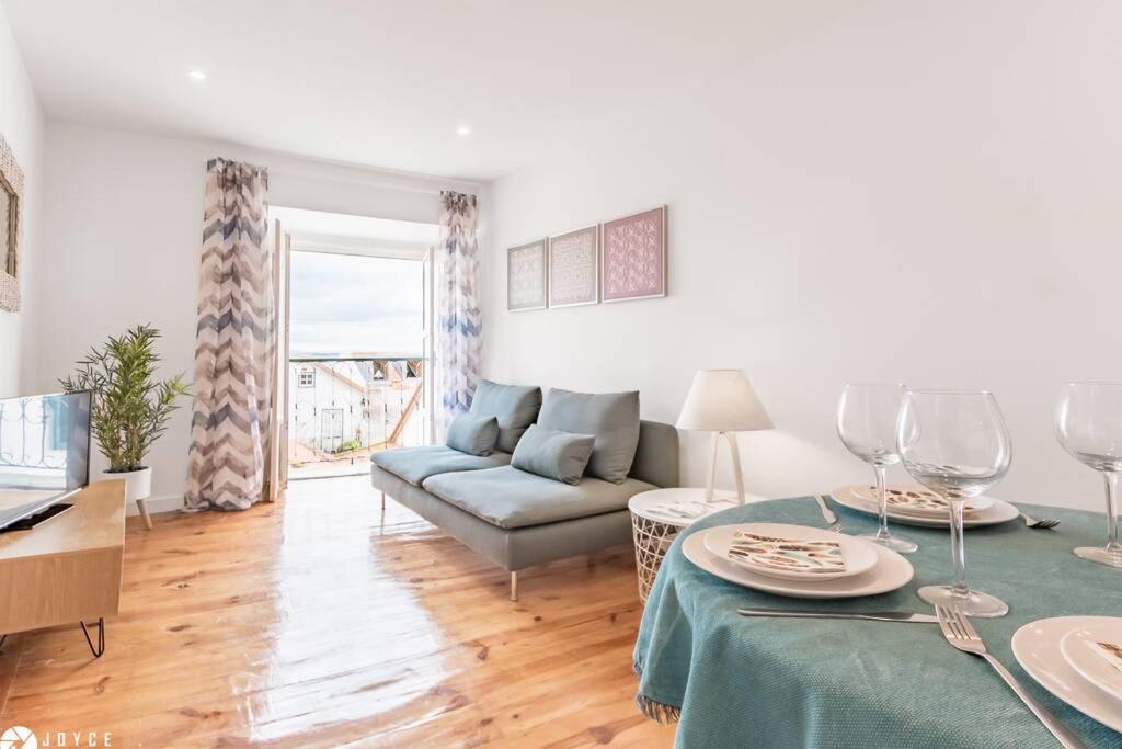 Two-Bedroom Apartment - Photo 9