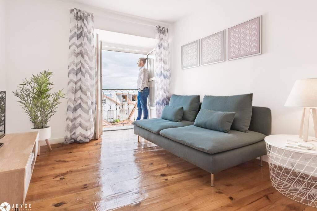 Two-Bedroom Apartment - Photo 18