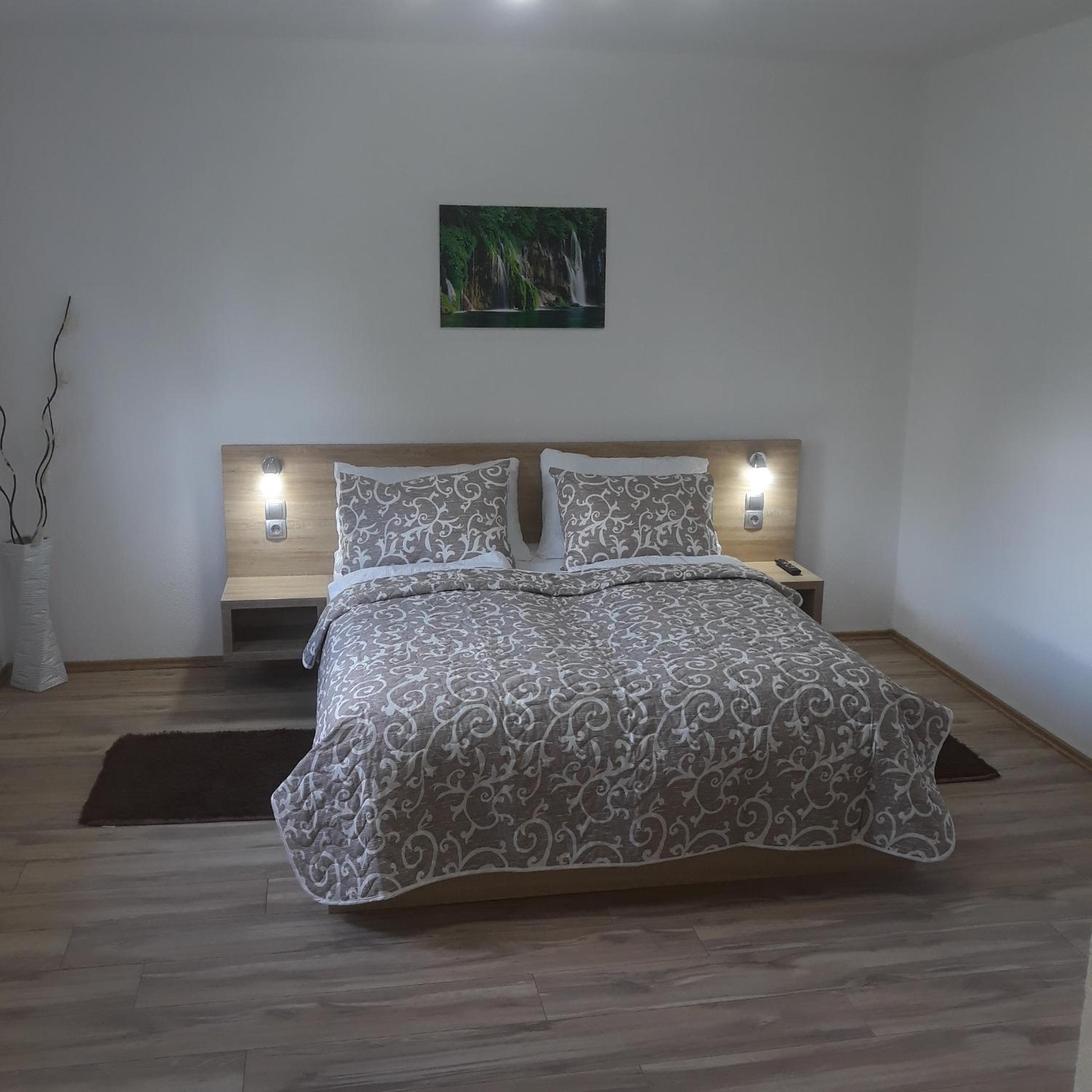 Large Double Room