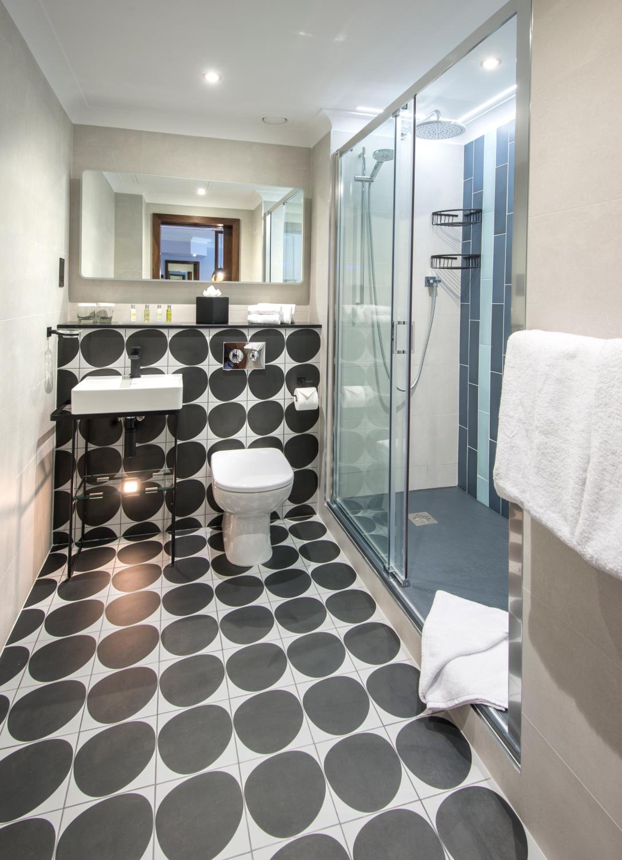 Deluxe King Room photo 2