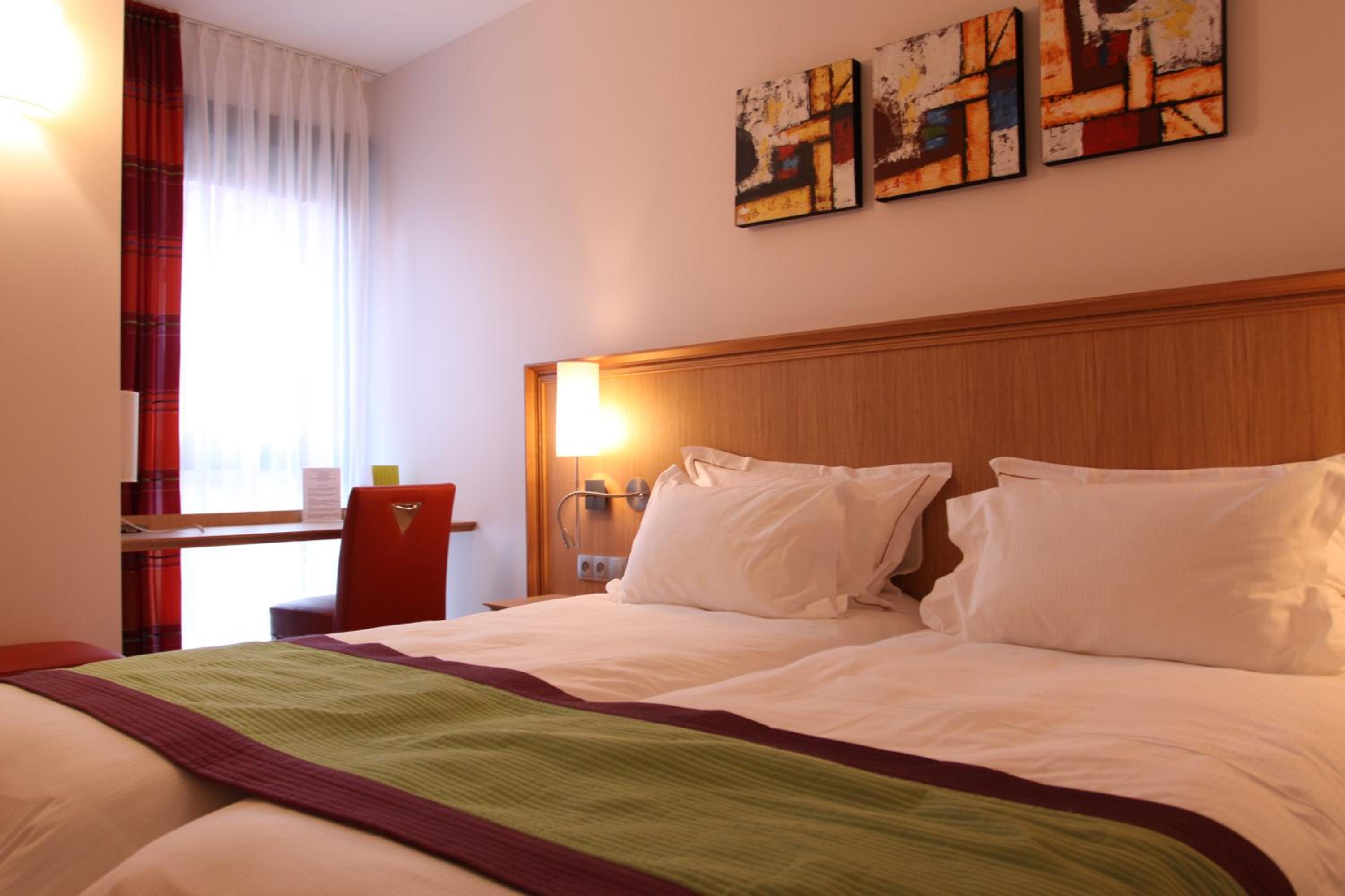 Superior Twin Room - Photo 10