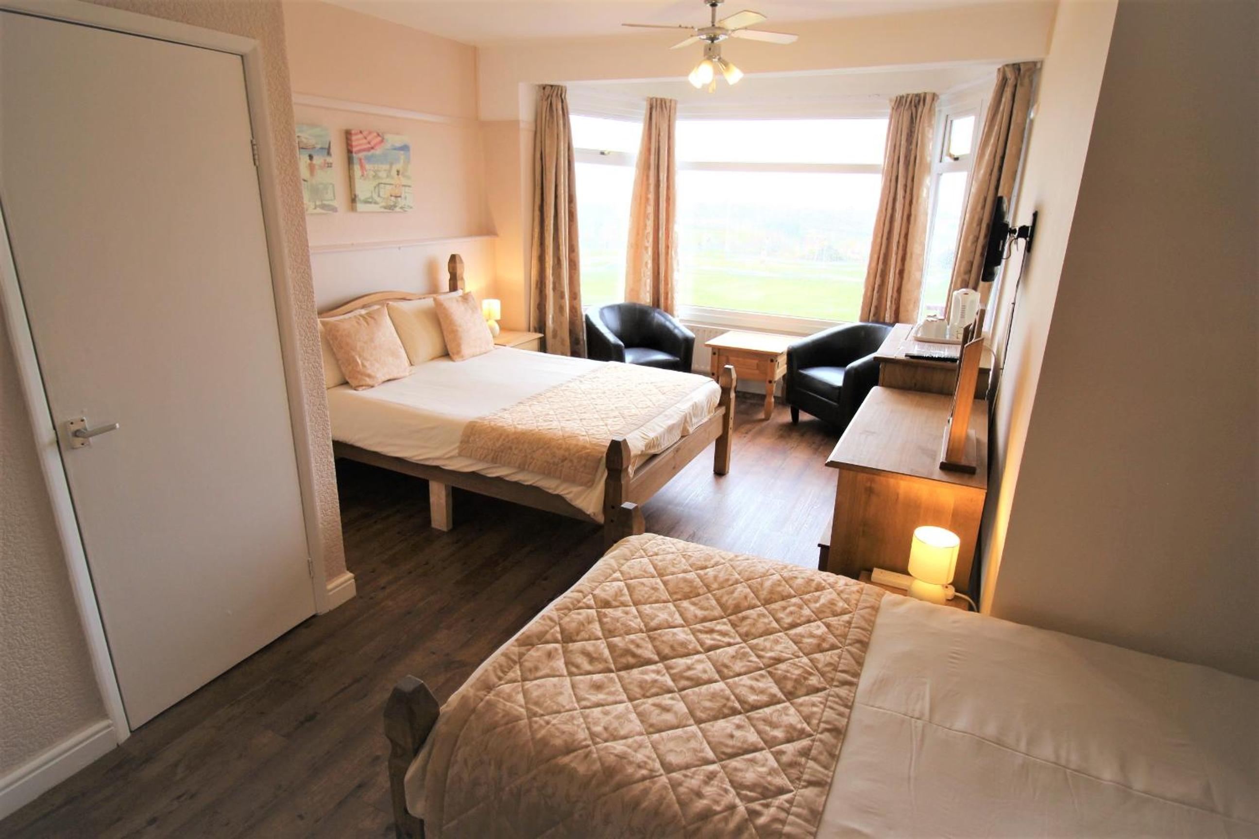 Triple Room with Sea View photo 1