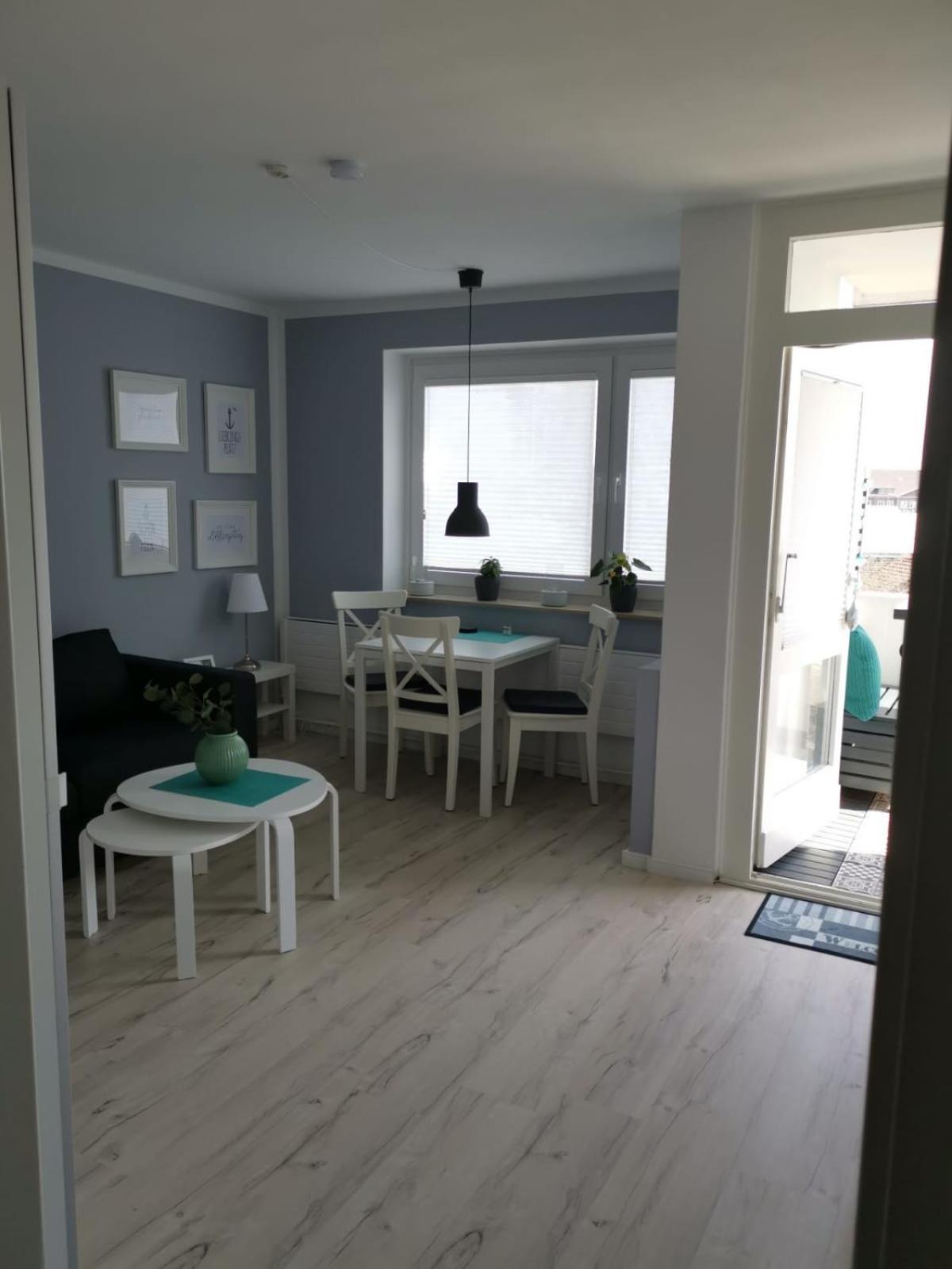 One-Bedroom Apartment - Photo 5