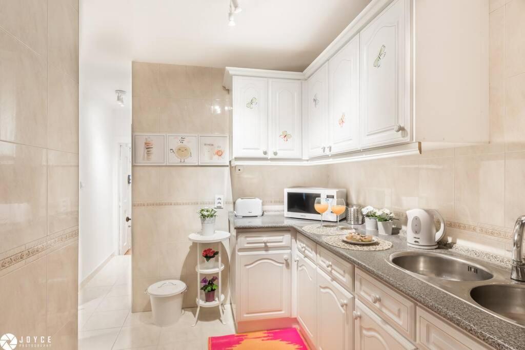 Two-Bedroom Apartment - Photo 7