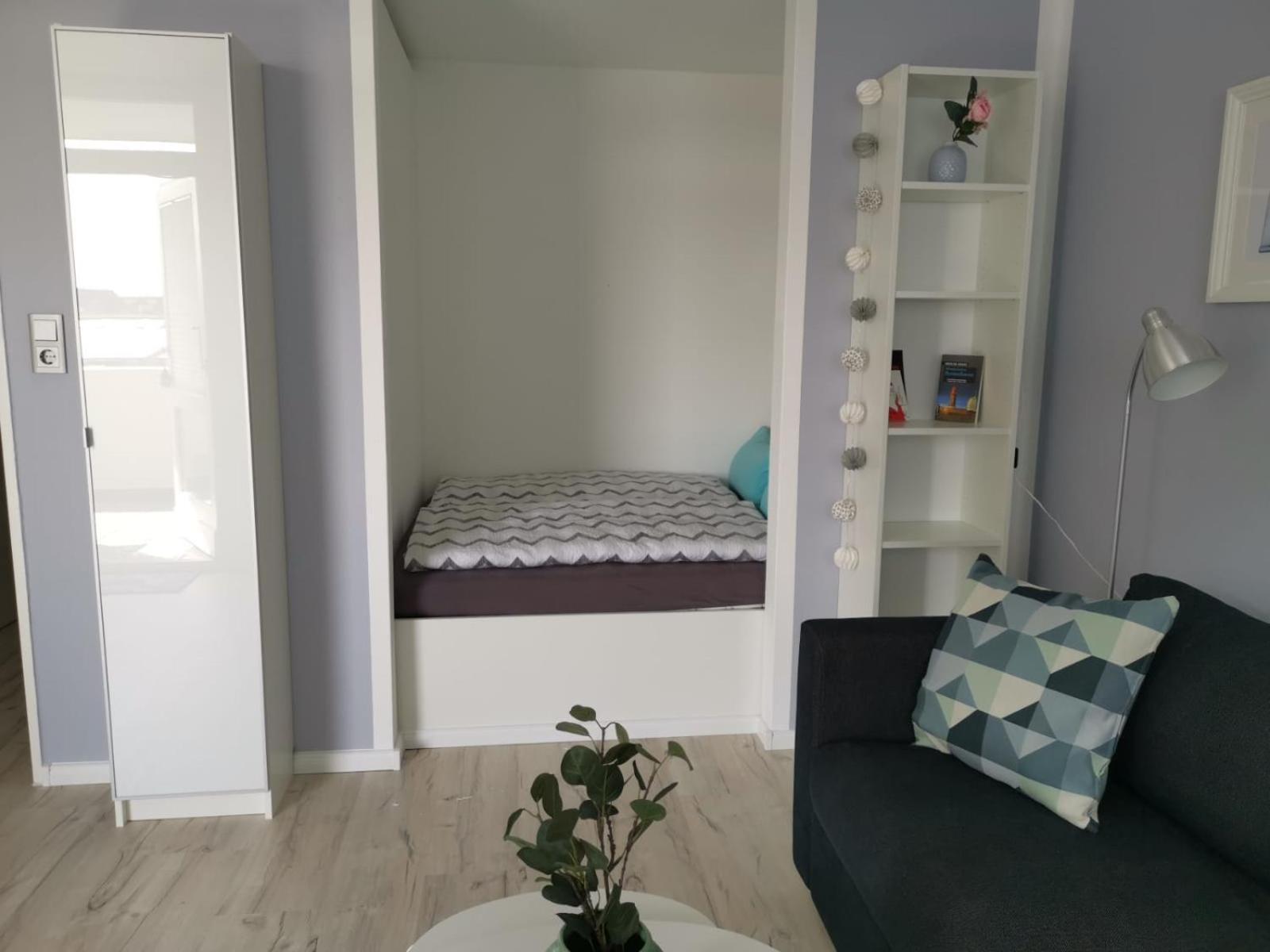 One-Bedroom Apartment - Photo 3