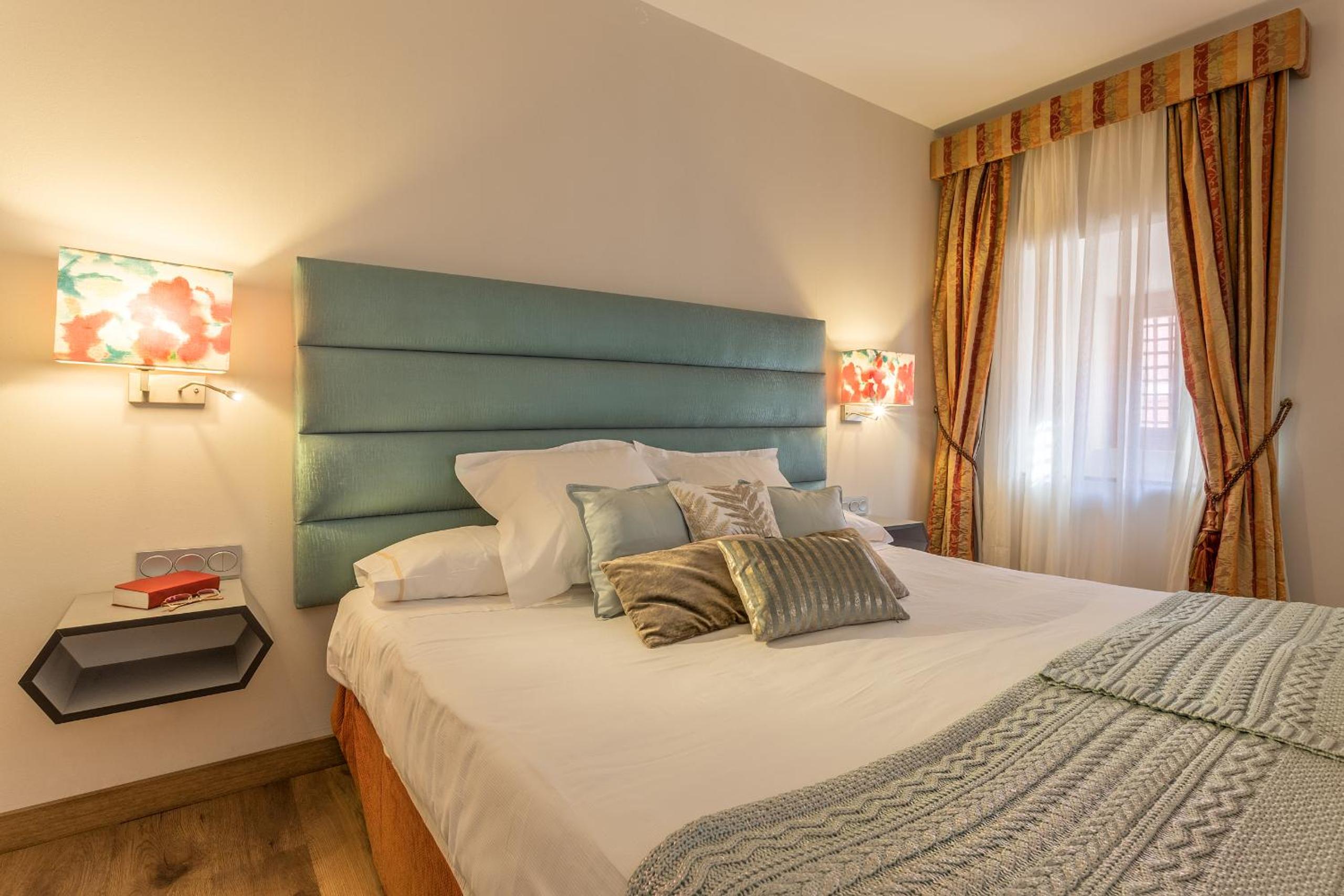 Double or Twin Room - Photo 1