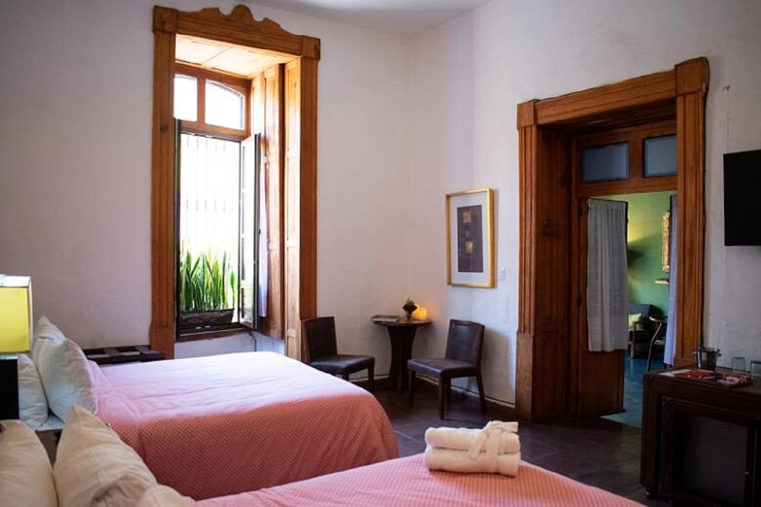 Double Room with Two Double Beds - Photo 6