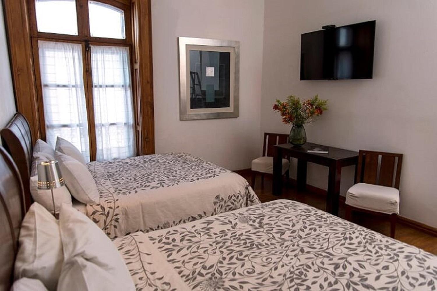 Double Room with Two Double Beds - Photo 9