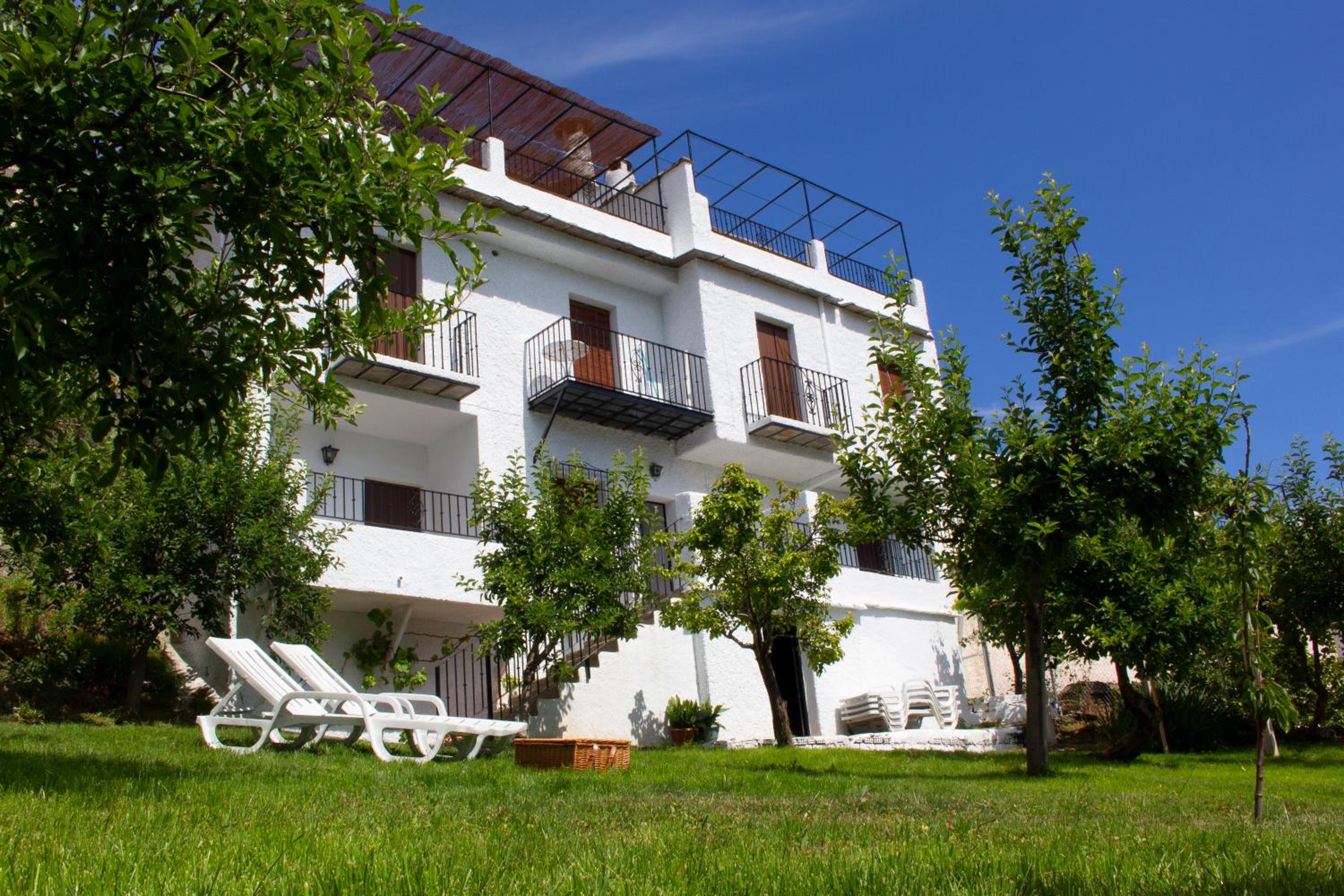 Apartment with Balcony photo 2