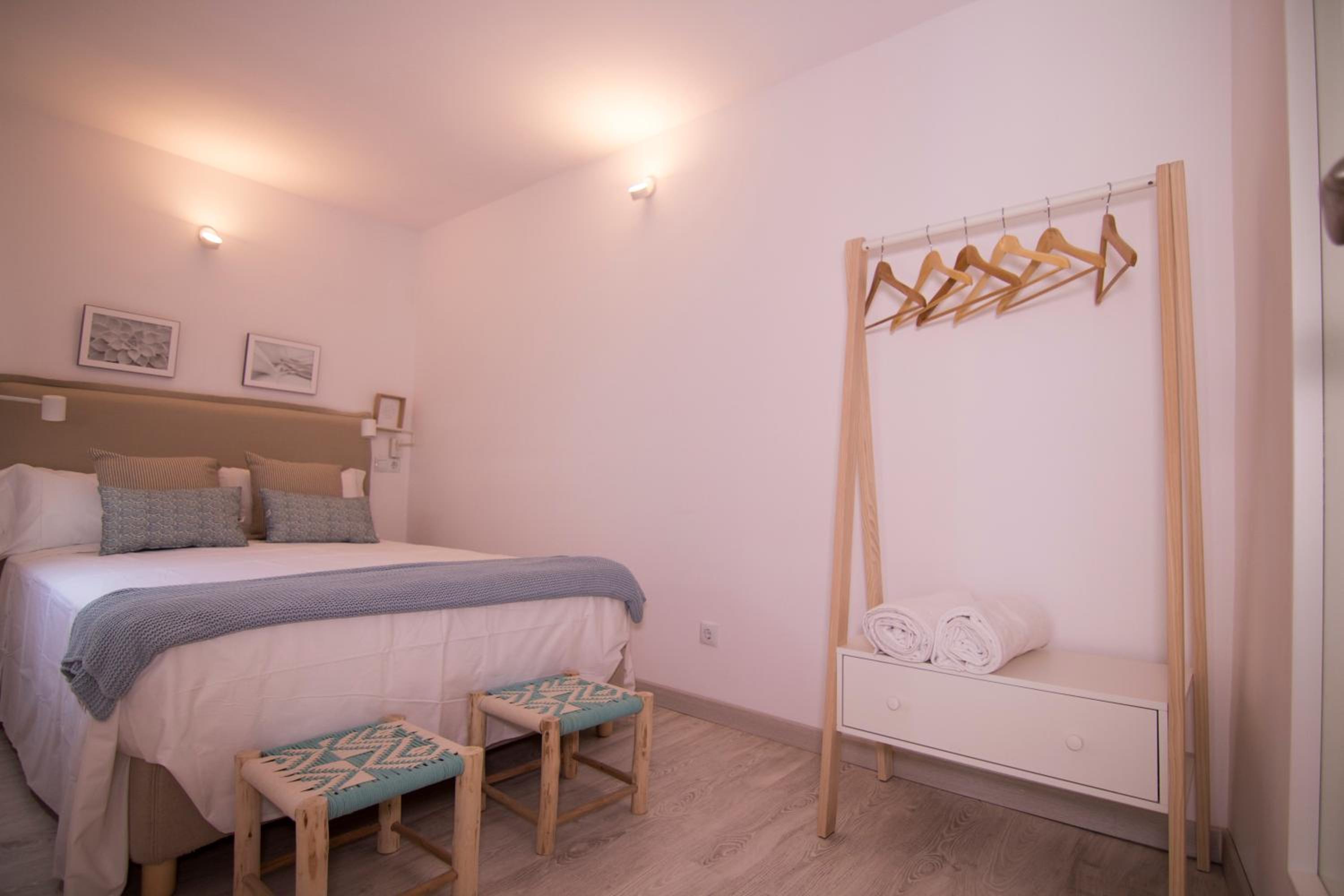 Two-Bedroom Apartment - Photo 8