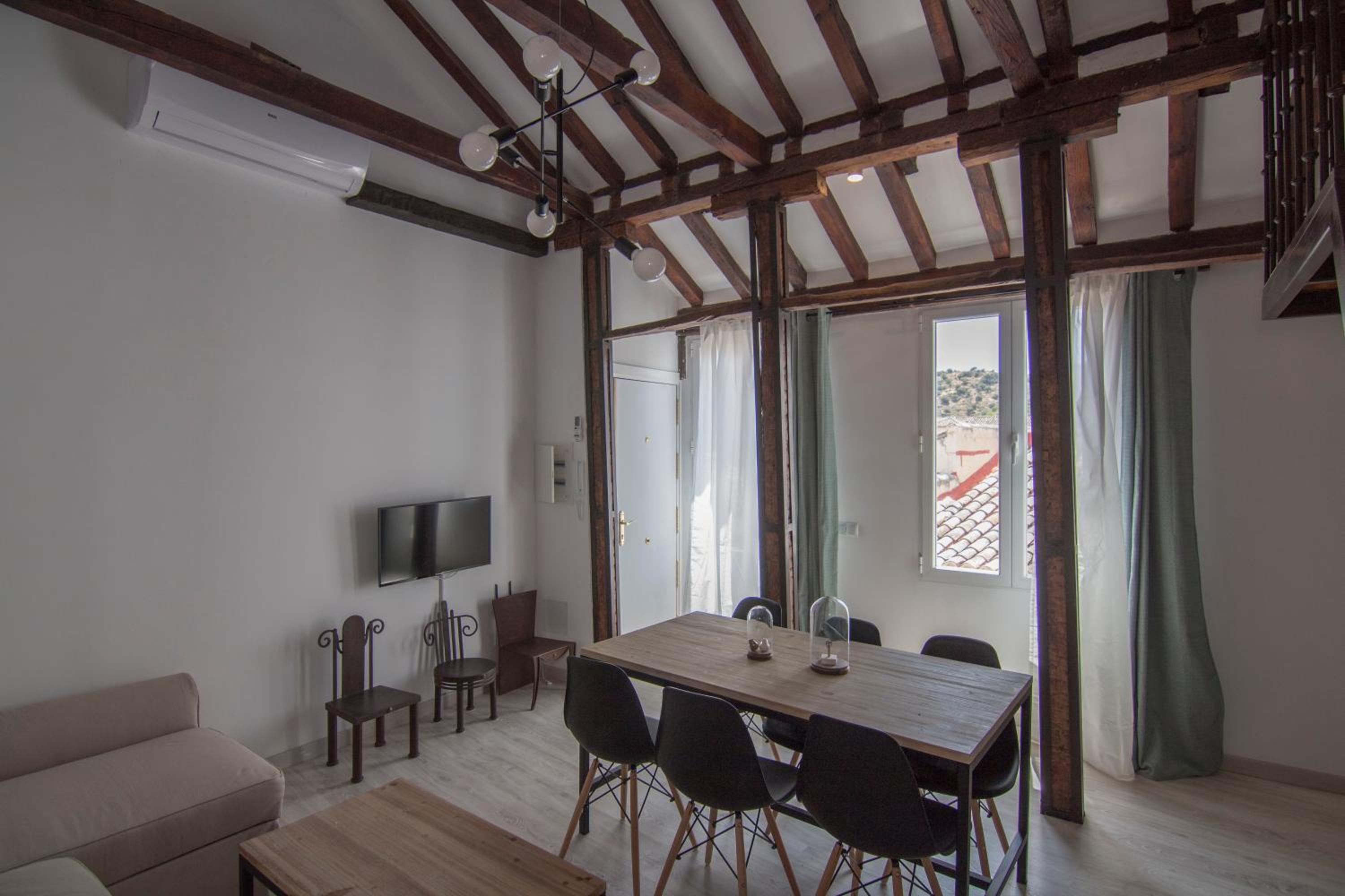 Two-Bedroom Apartment - Photo 2