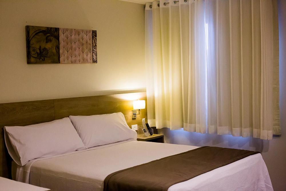 Superior Queen Room with Two Queen Beds photo 3