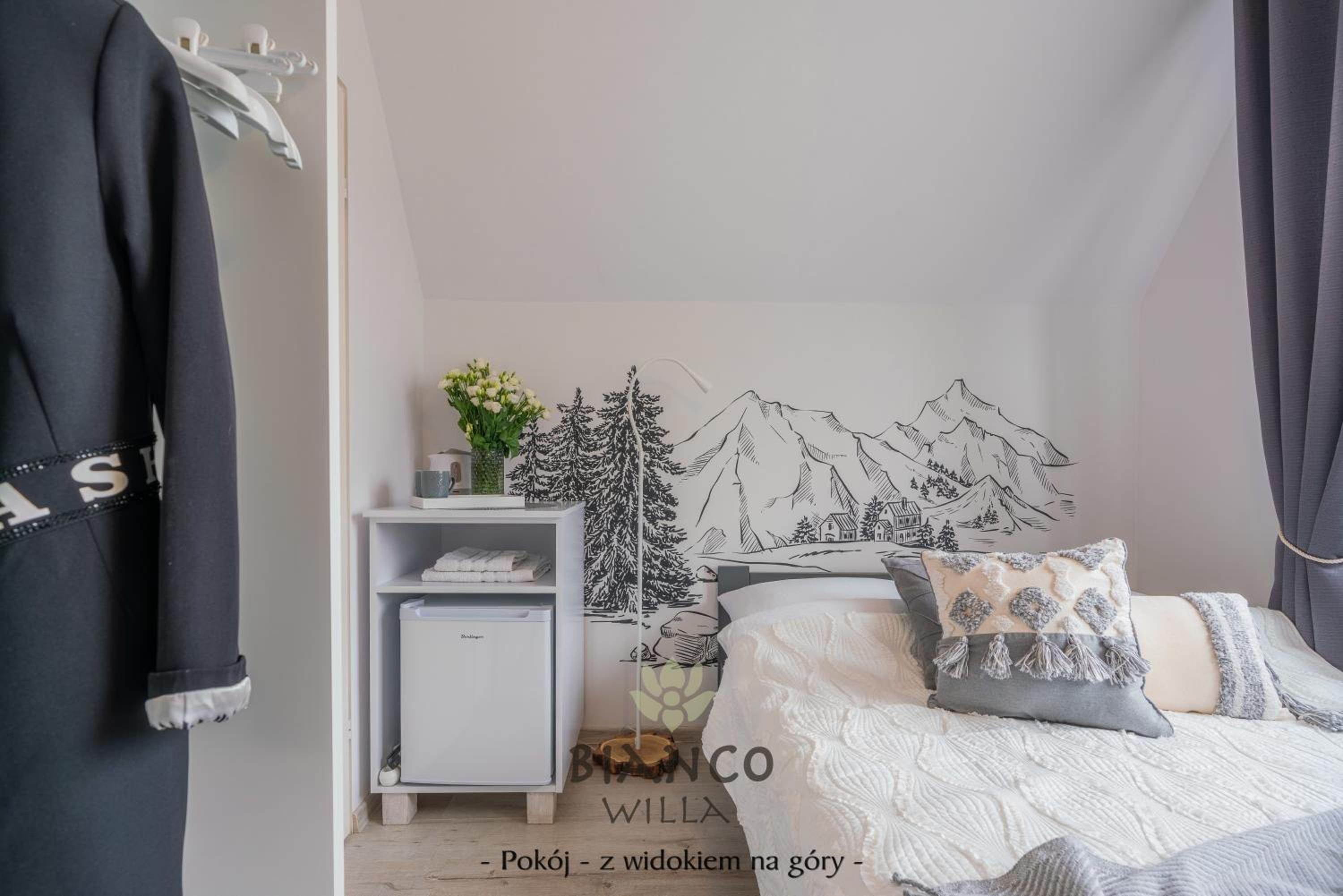 Double Room with Mountain View