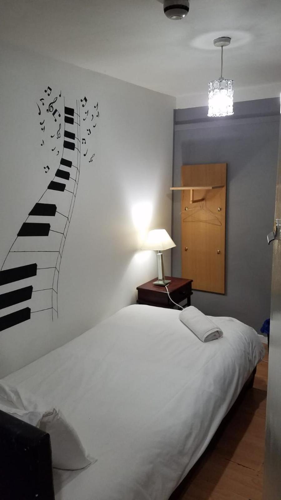 Economy Single Room