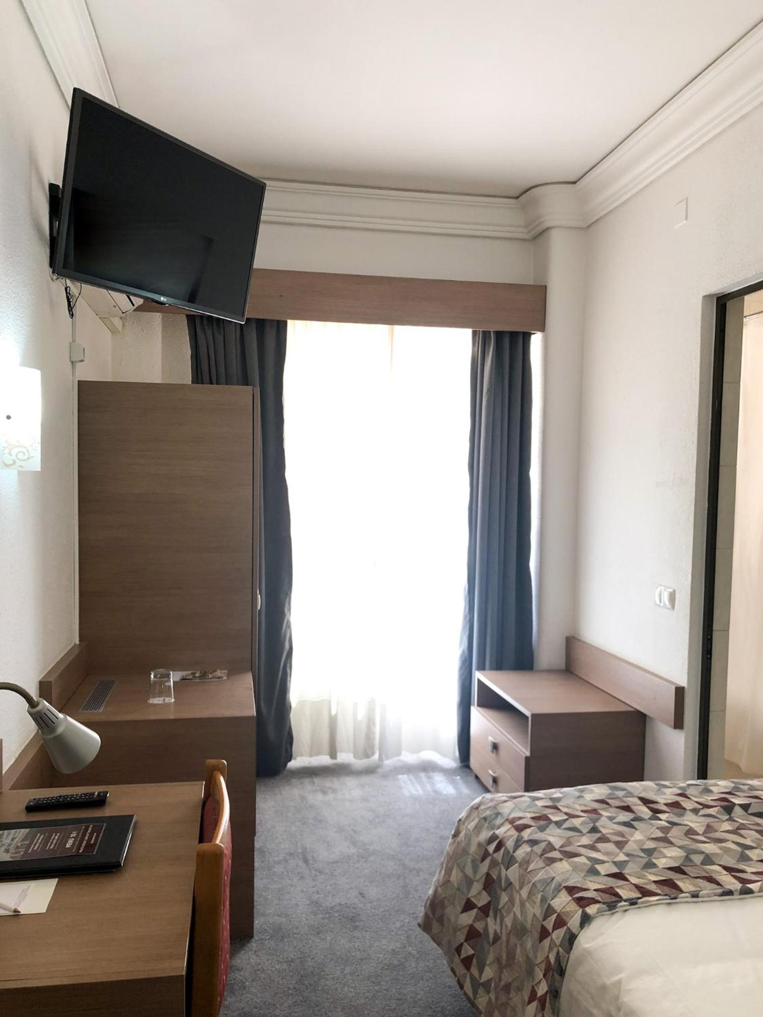 Single Room - Photo 4
