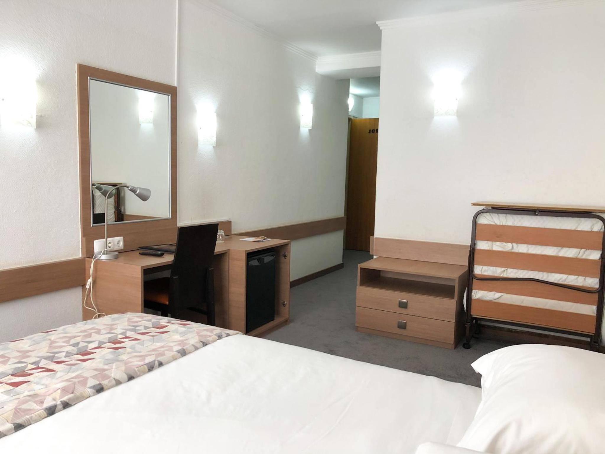 Double Room - Photo 3