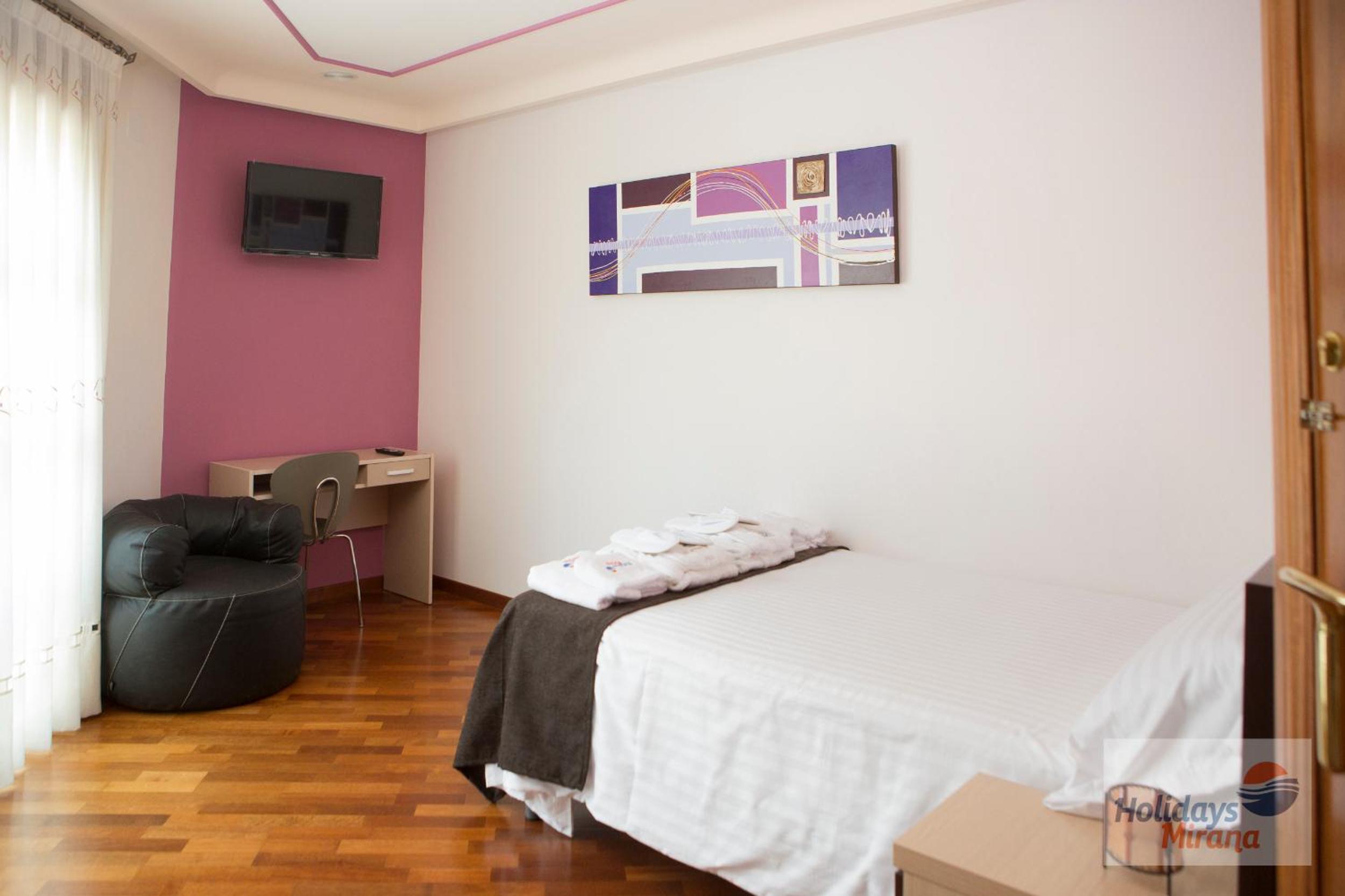 Habitación Estándar con Cama Queen