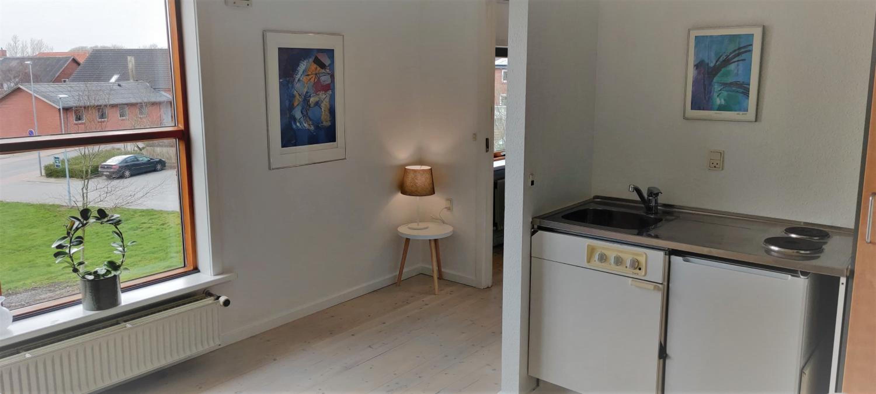 Apartment with Shower photo 2