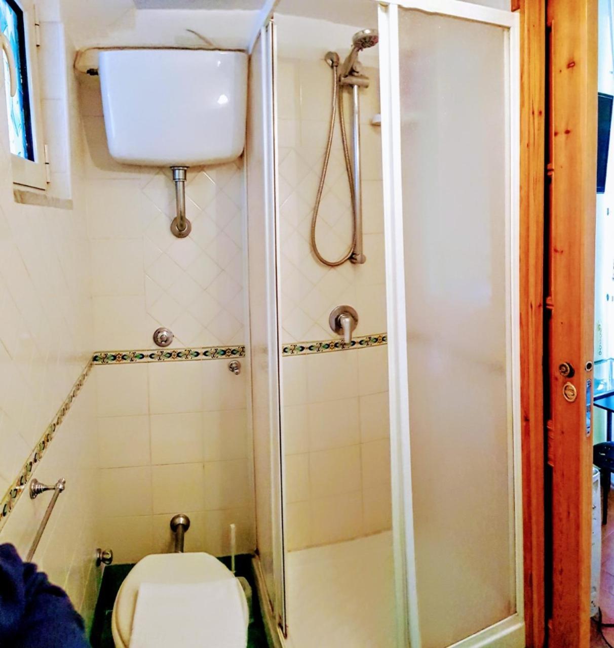 One-Bedroom House photo 2