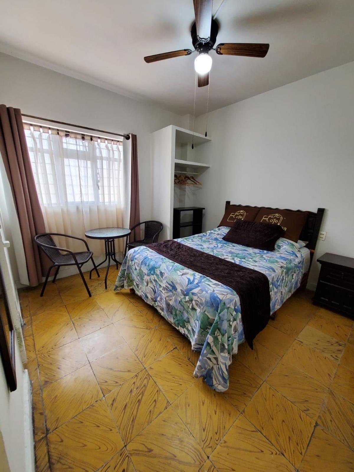 Standard Double Room with TV - Photo 1