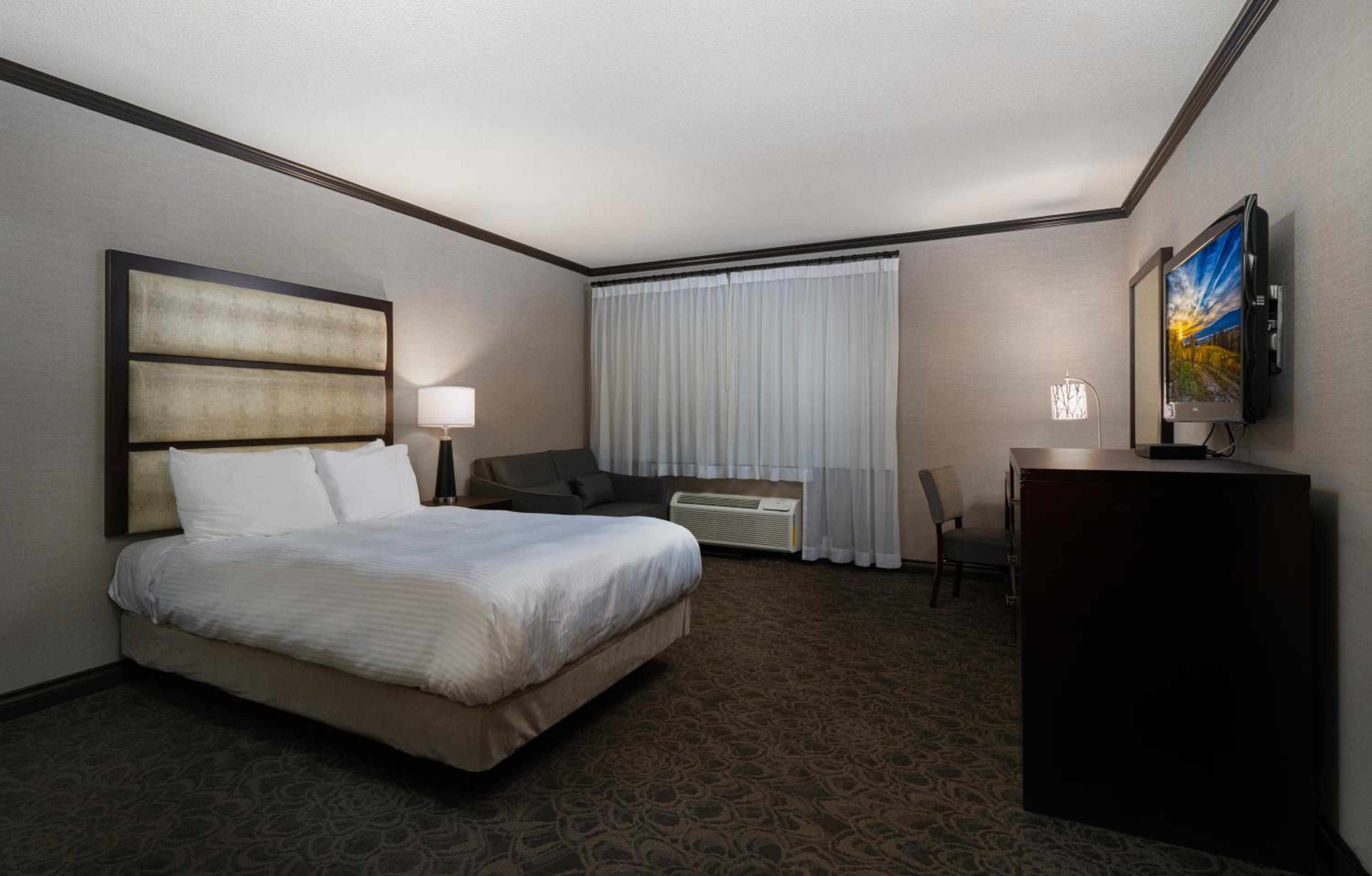 Queen Room - Photo 4