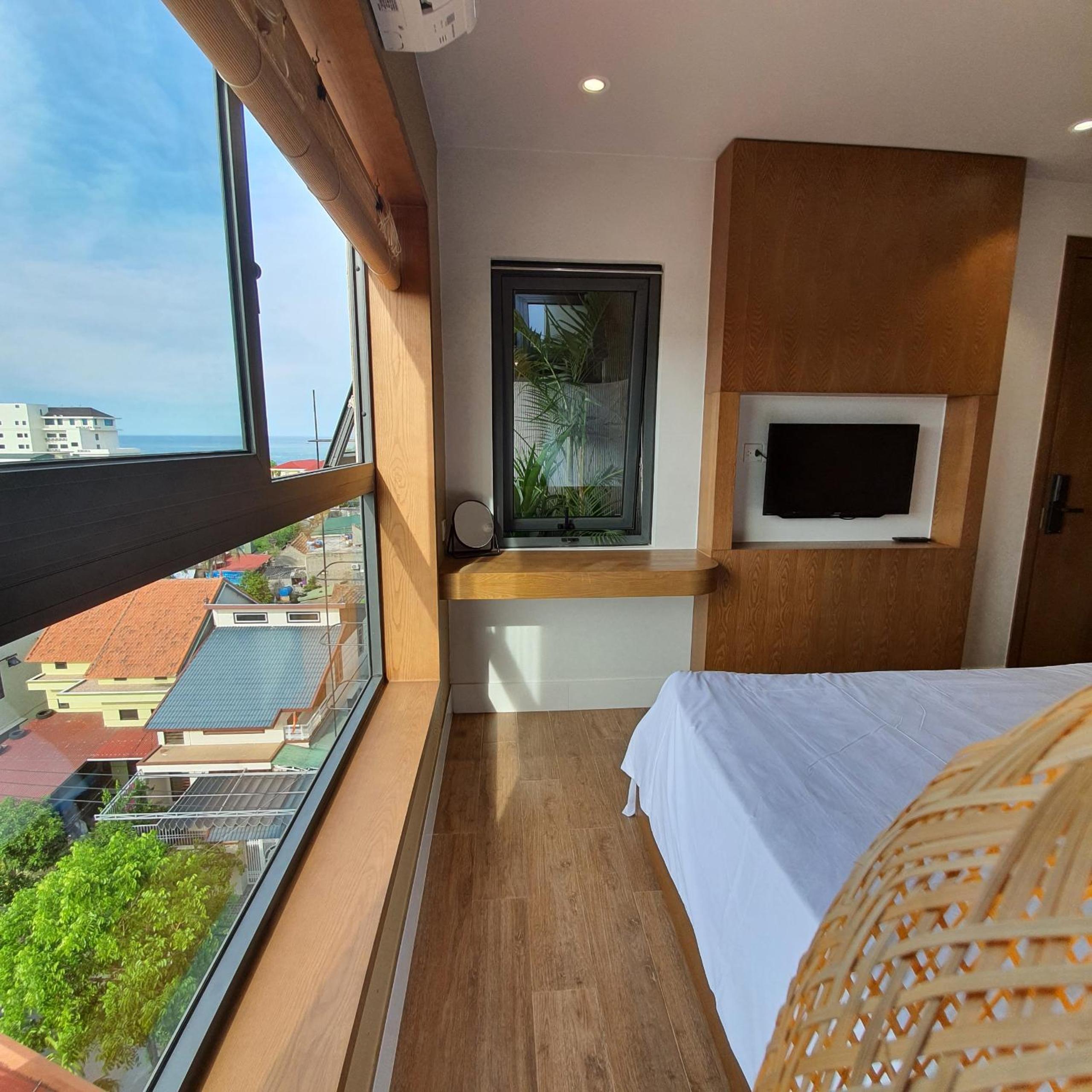 Double Room with Lake View photo 3
