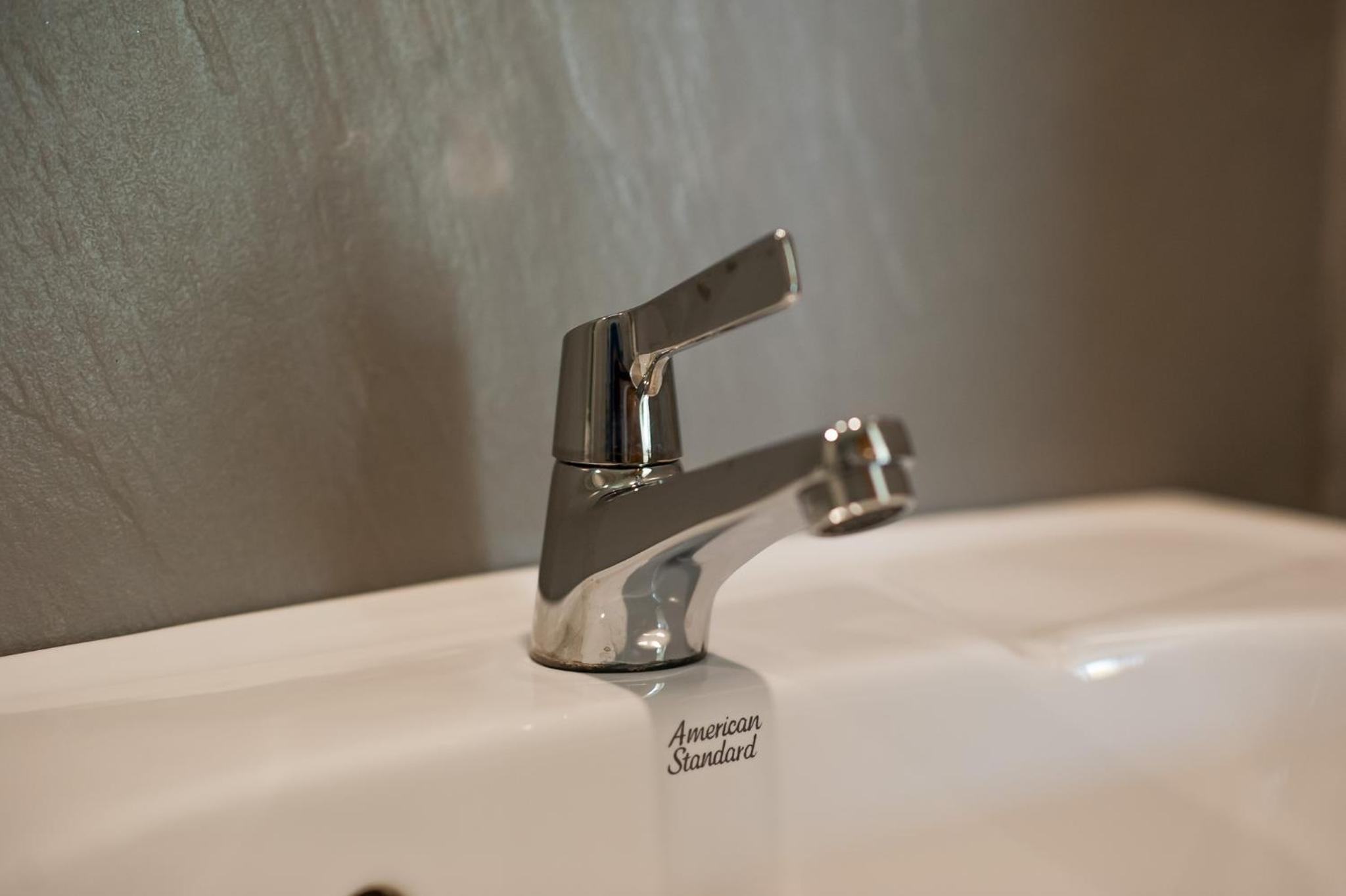 Double Room with Private Bathroom - Photo 11
