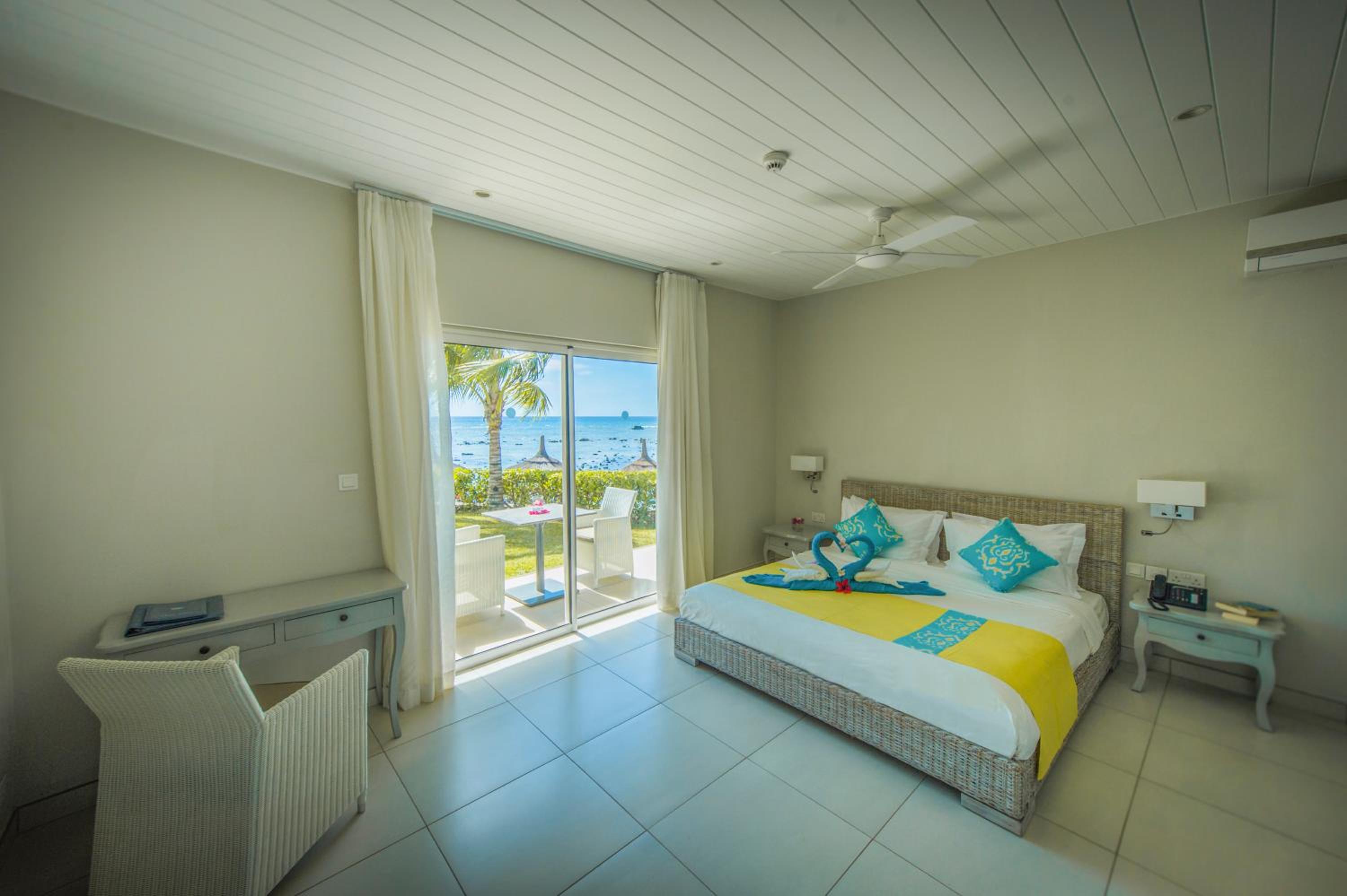Beachfront Studio photo 2