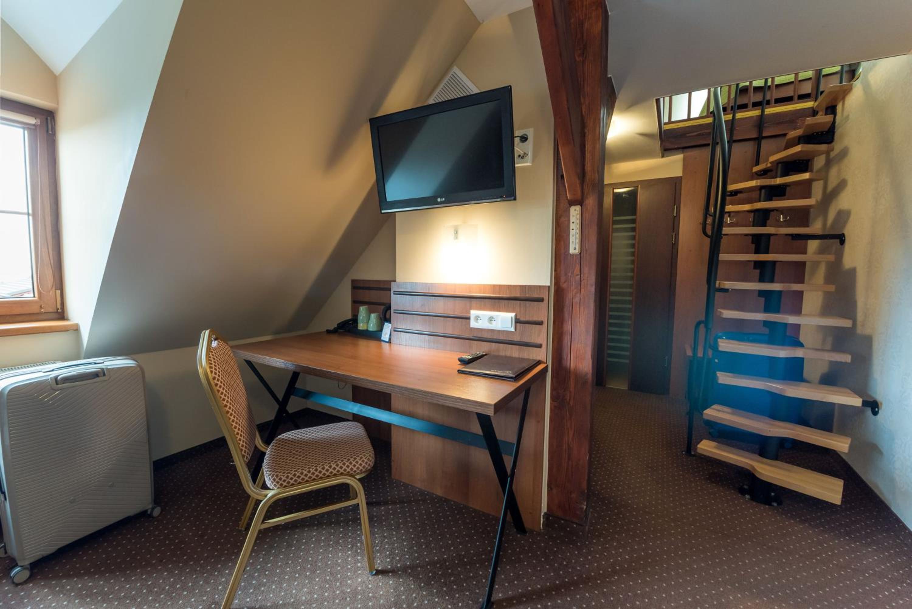Quadruple Room - Photo 2