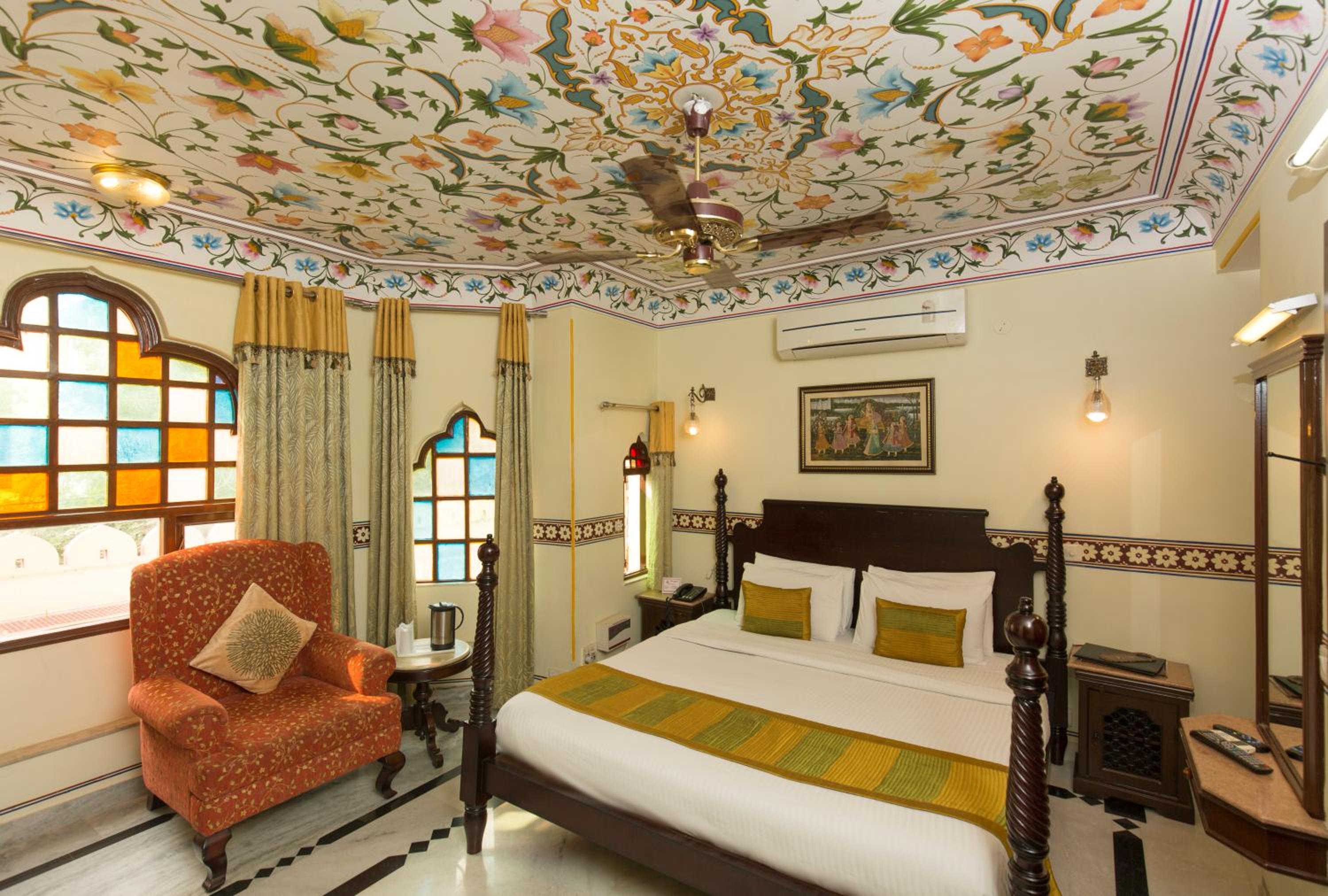 Royal Deluxe Double Room with Car and Chauffeur, Free pickup on arrival from train or bus station, daily Rajasthani dance & music show from 7–9 PM, swimming pool, and a dedicated travel desk to assist with local sightseeing tours and activities - Photo 19