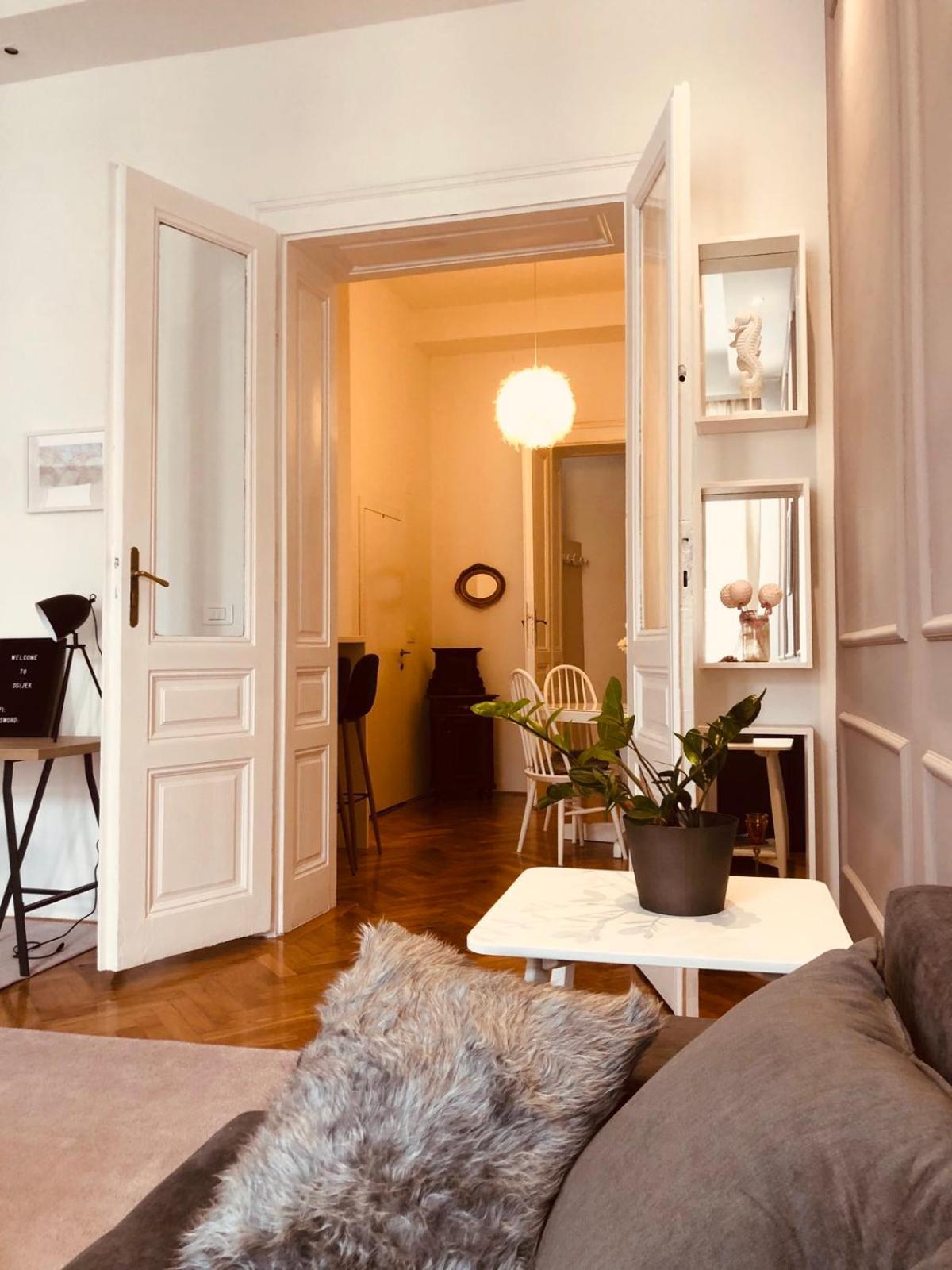 One-Bedroom Apartment - Photo 14