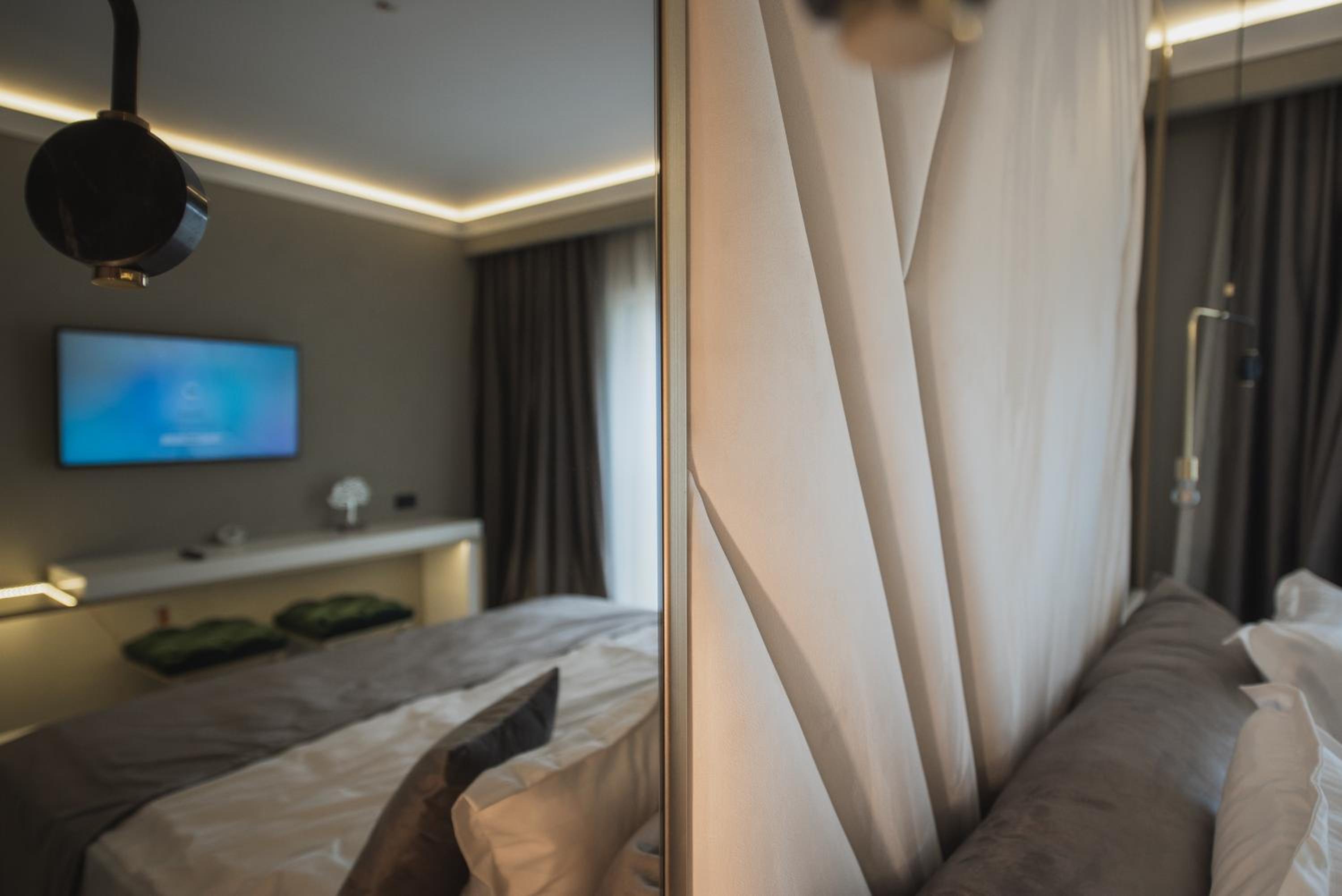 Double Room - Photo 6