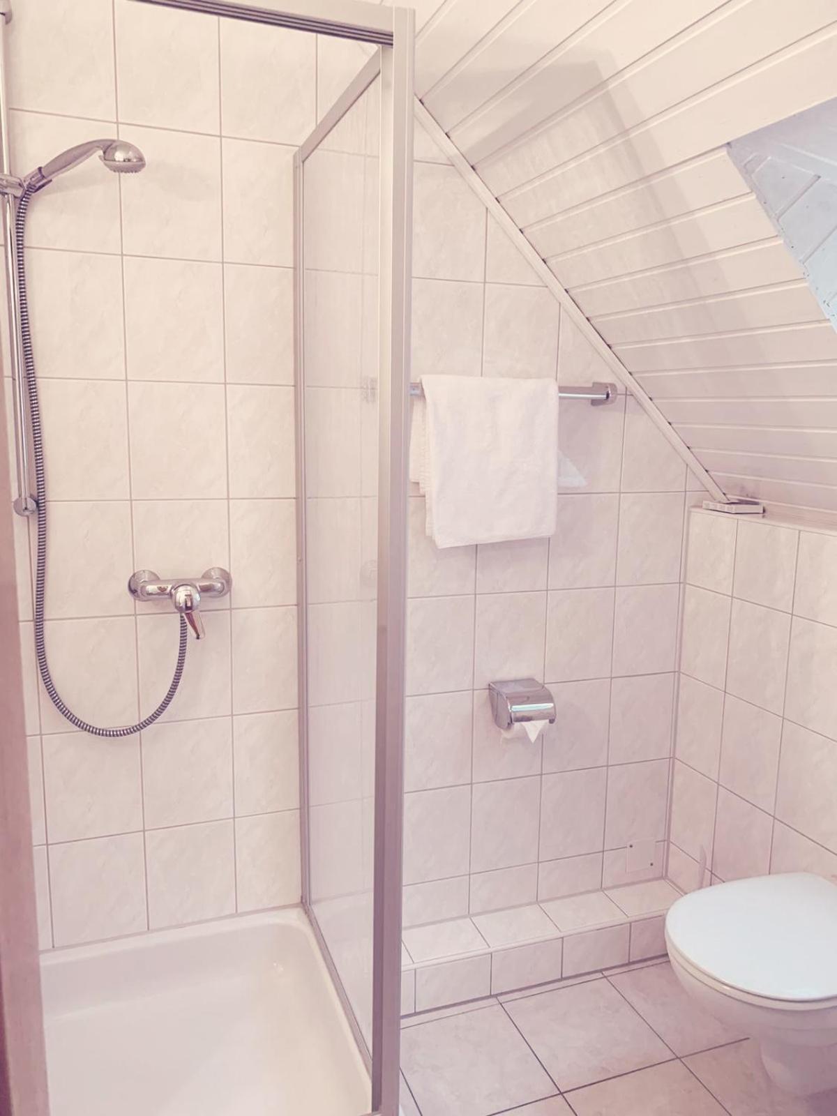 Double Room With Private Bathroom photo 3