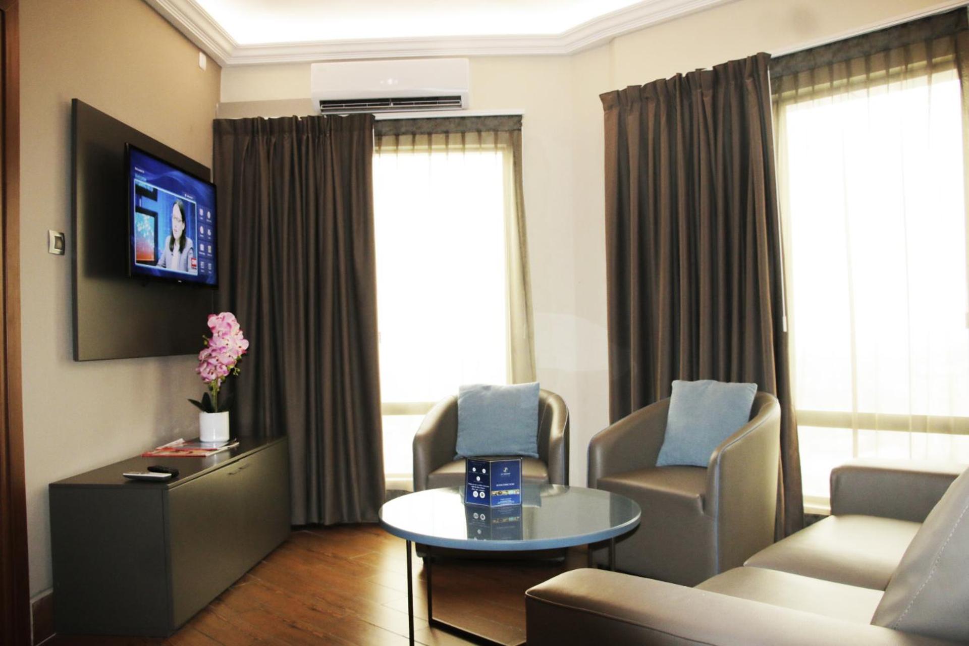 Deluxe Suite photo 3